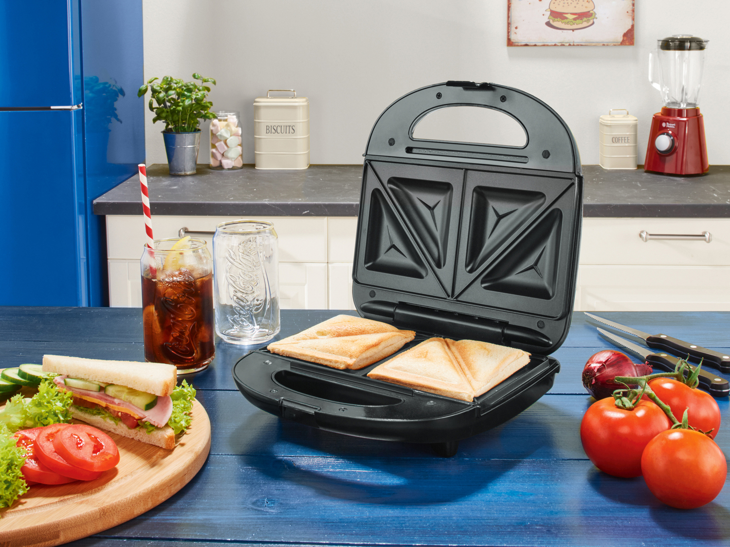 Tostiera Silvercrest Kitchen Tools, prezzo 11.99 €
- Per preparare contemporaneamente ...