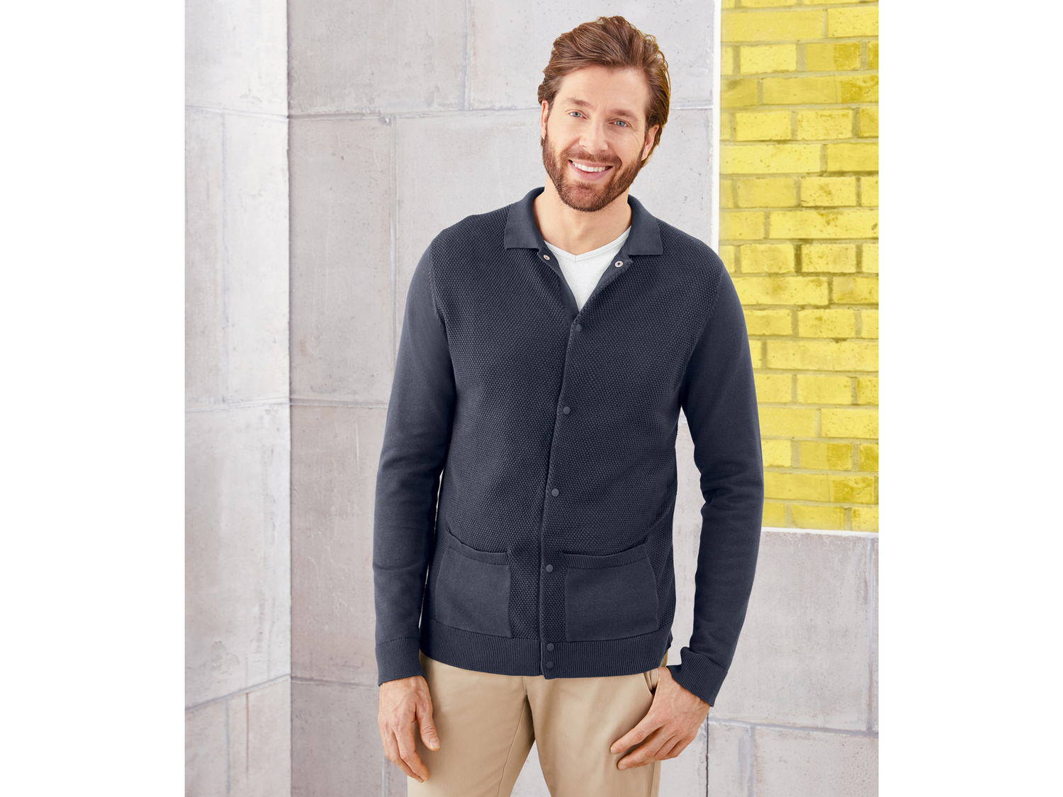 Cardigan da uomo Livergy, prezzo 9.99 €
Misure: S-L
- 100% cotone
Prodotto ...
