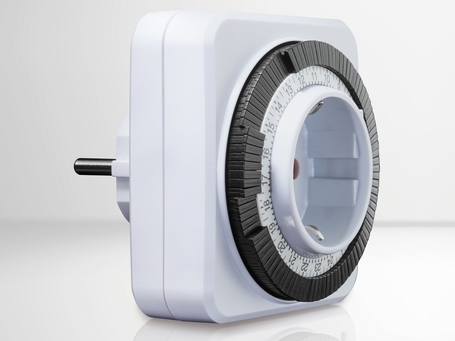 Presa temporizzata digitale o meccanica Silvercrest, prezzo 5.99 €
- ...