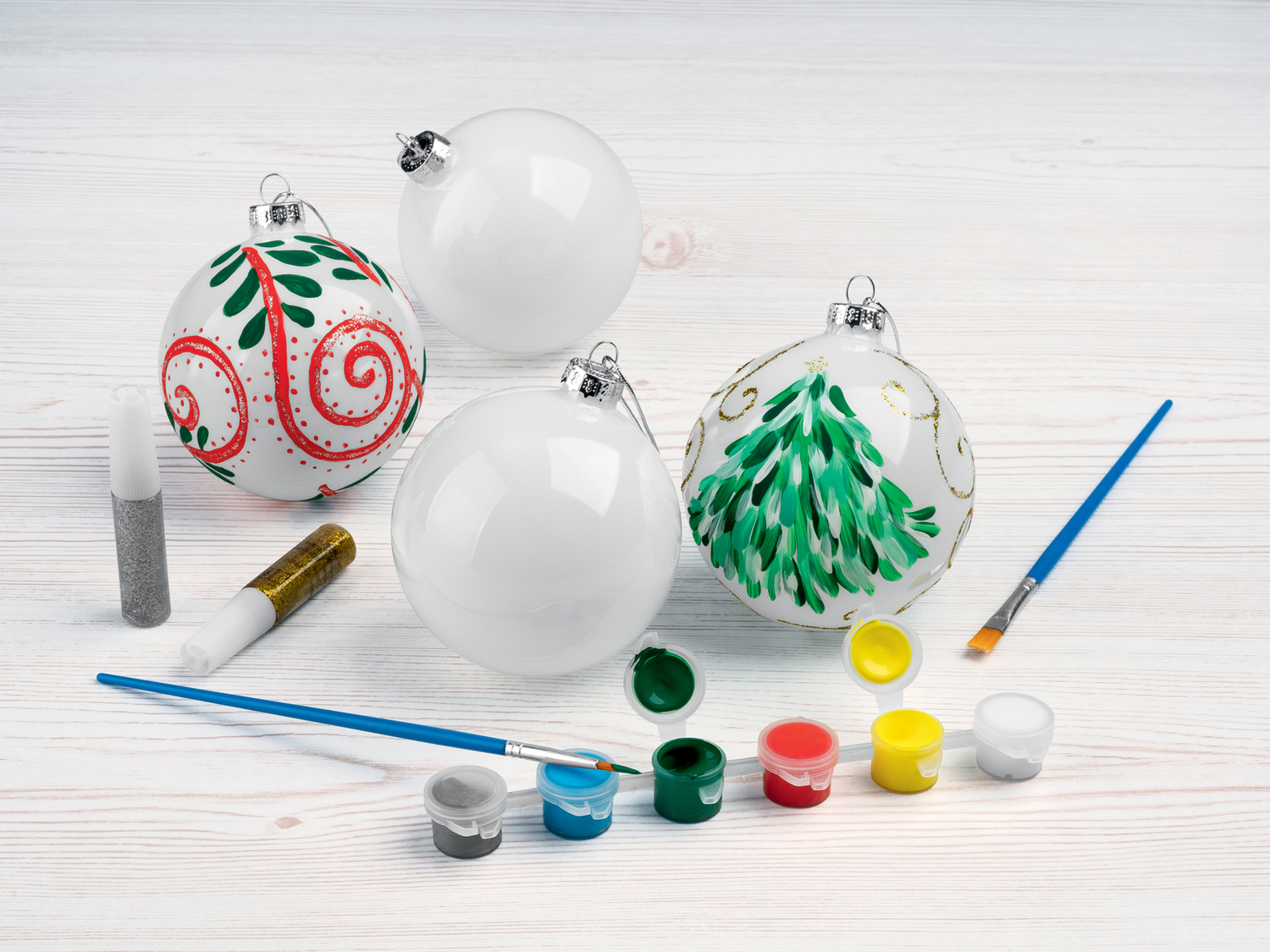 Set per dipingere le palline natalizie Crelando, prezzo 3.99 €
- Ø ...