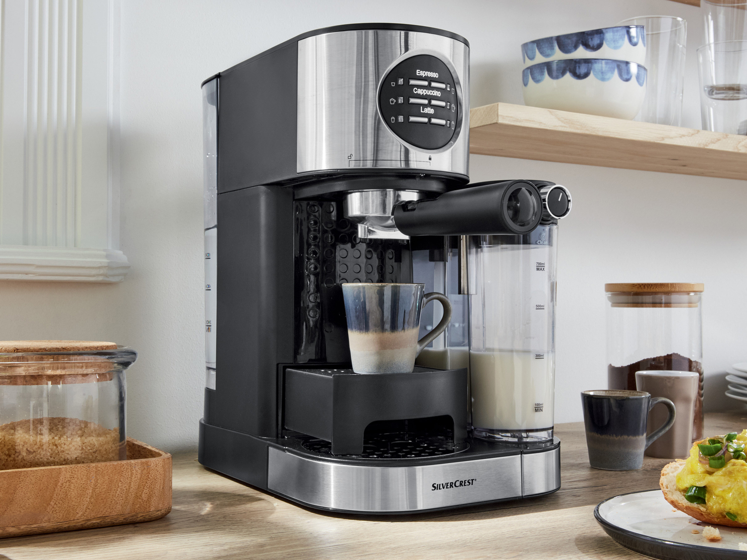 Macchina per caffè espresso Silvercrest Kitchen Tools, prezzo 99.00 €
- Con ...