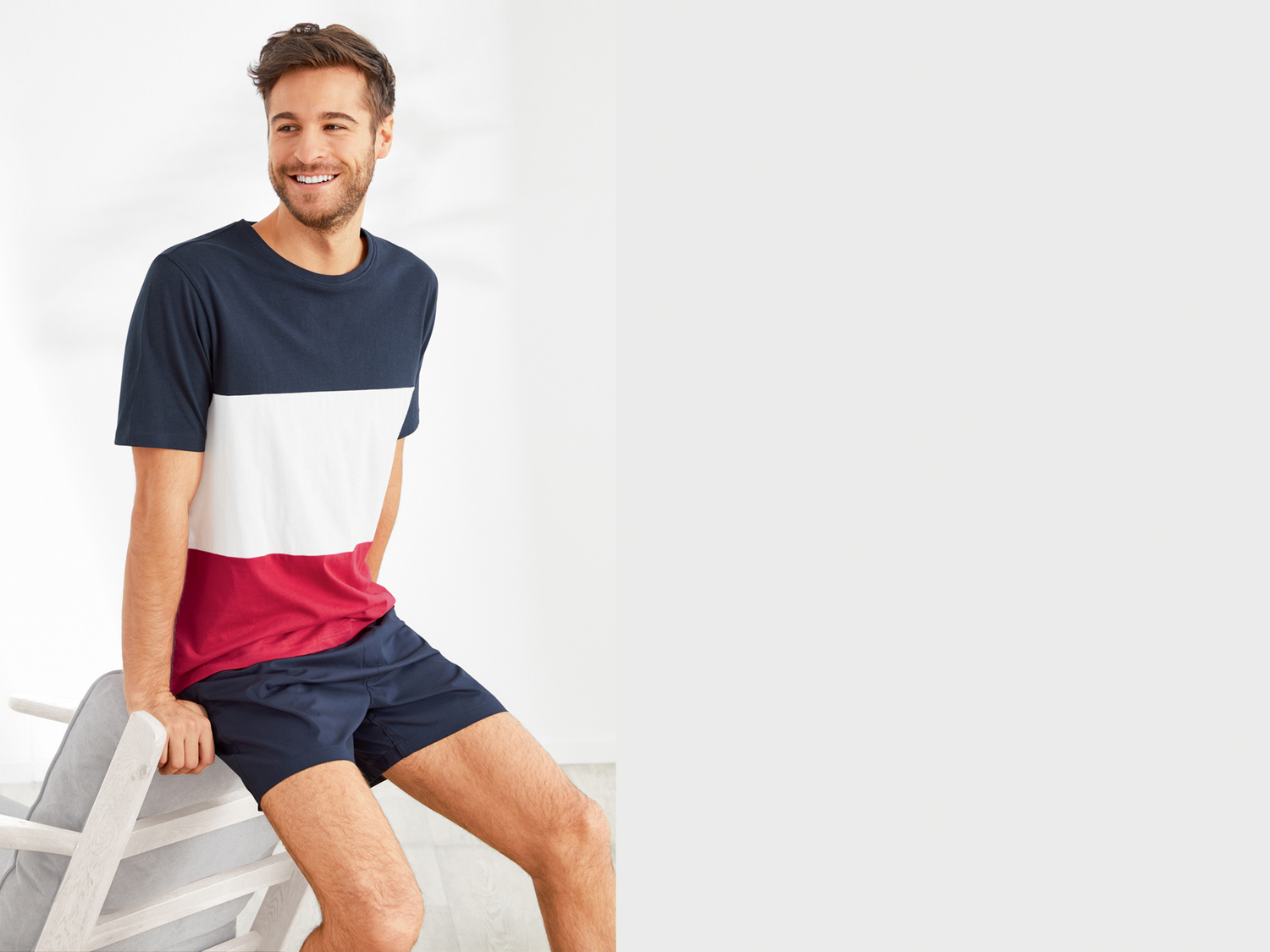 Pigiama corto da uomo Livergy, prezzo 6.99 €
Misure: S-XL
-
Puro cotone ...