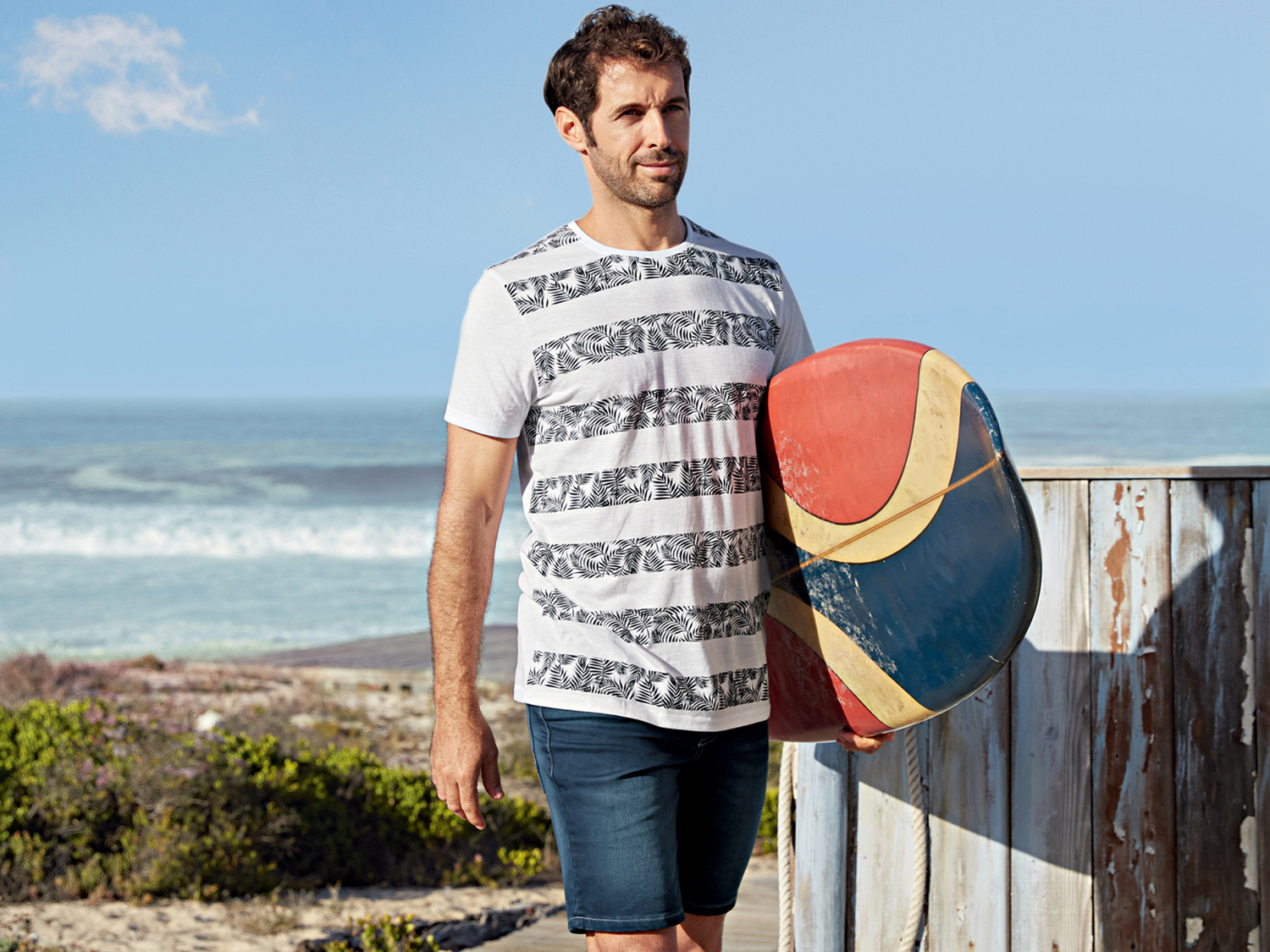 T-shirt da uomo Livergy, prezzo 4.99 €
Misure: S-XXL
- Puro cotone
Prodotto ...