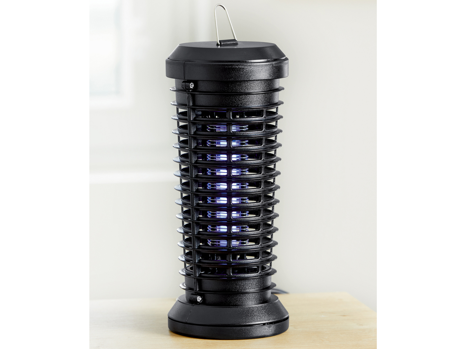 Lampada insetticida Tuv-sud-gs, prezzo 9.99 €
- Con vaschetta di raccolta estraibile ...