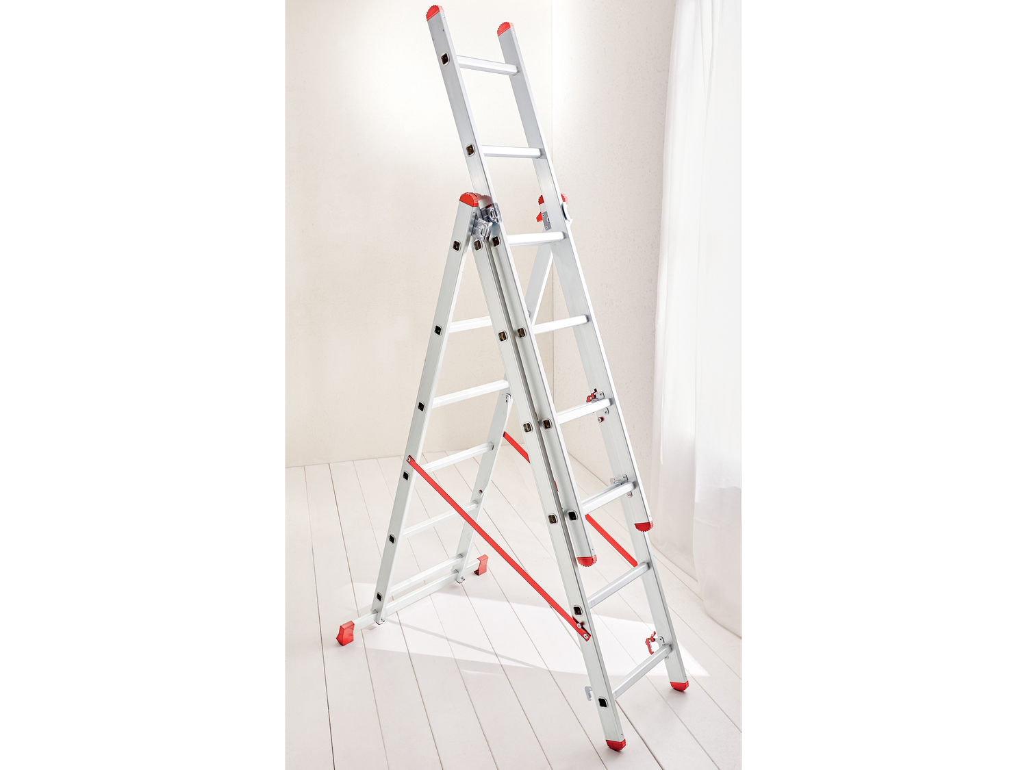 Scala pieghevole multifunzione Parkside, prezzo 69.00 €
- Con chiusure ...