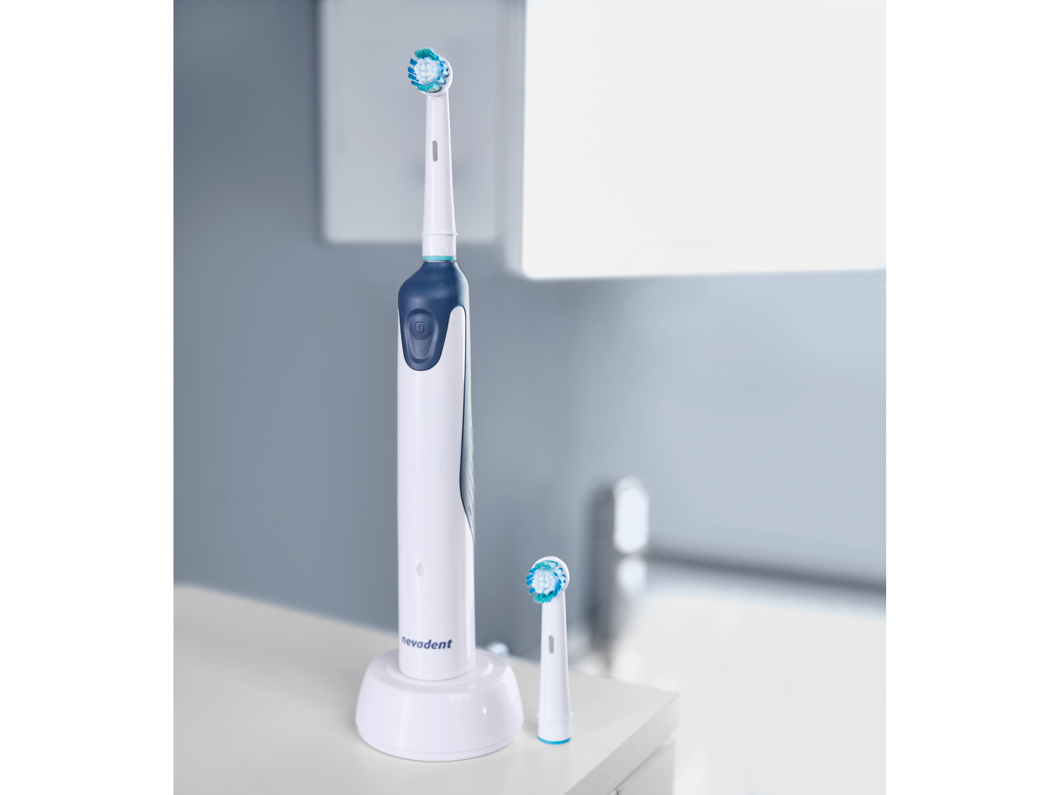 Spazzolino da denti elettrico Nevadent, prezzo 12.99 €
- 2 impostazioni ...