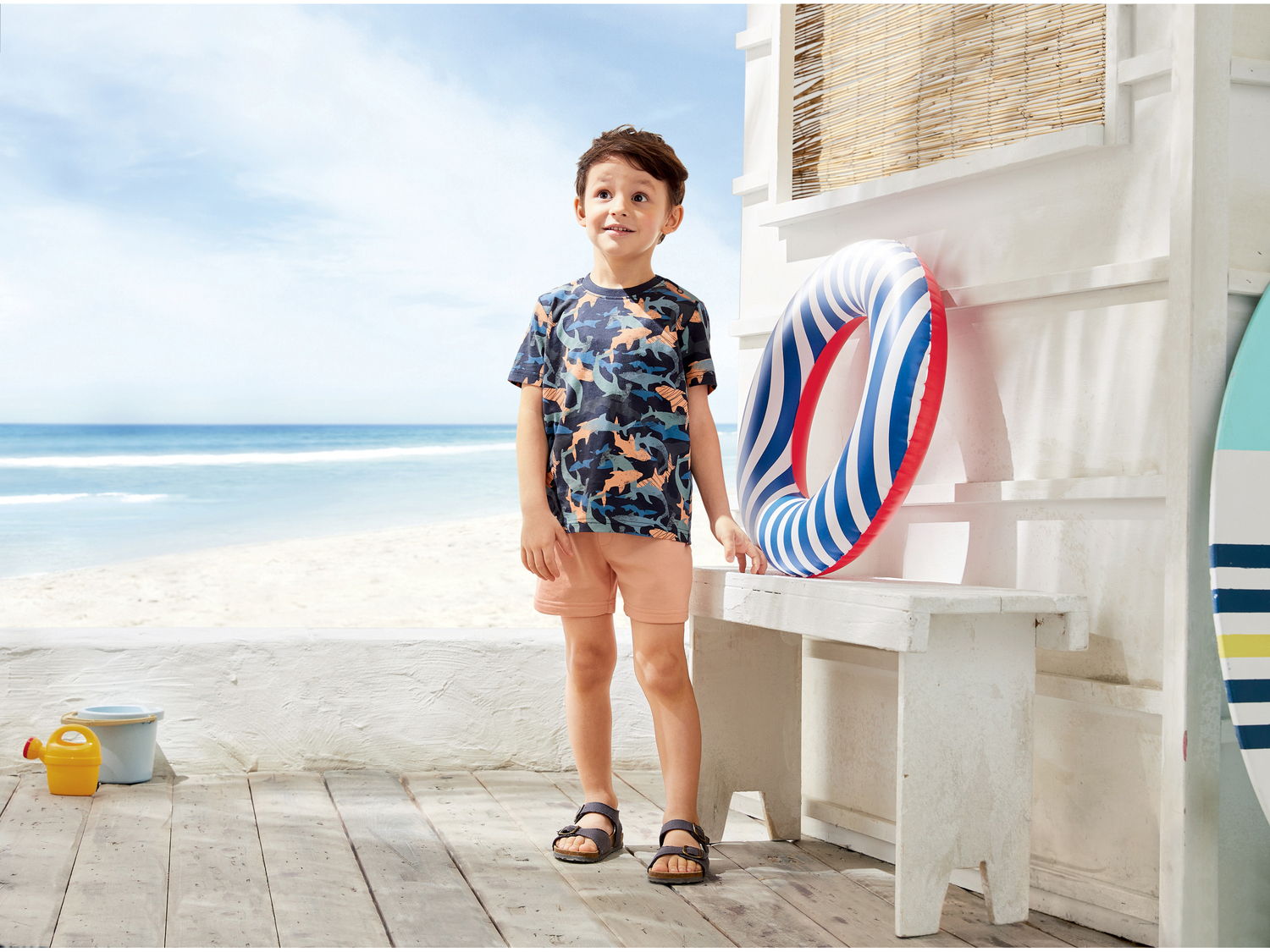 Completo t-shirt e pantaloncini da bambino Lupilu, prezzo 4.99 €
Misure: ...