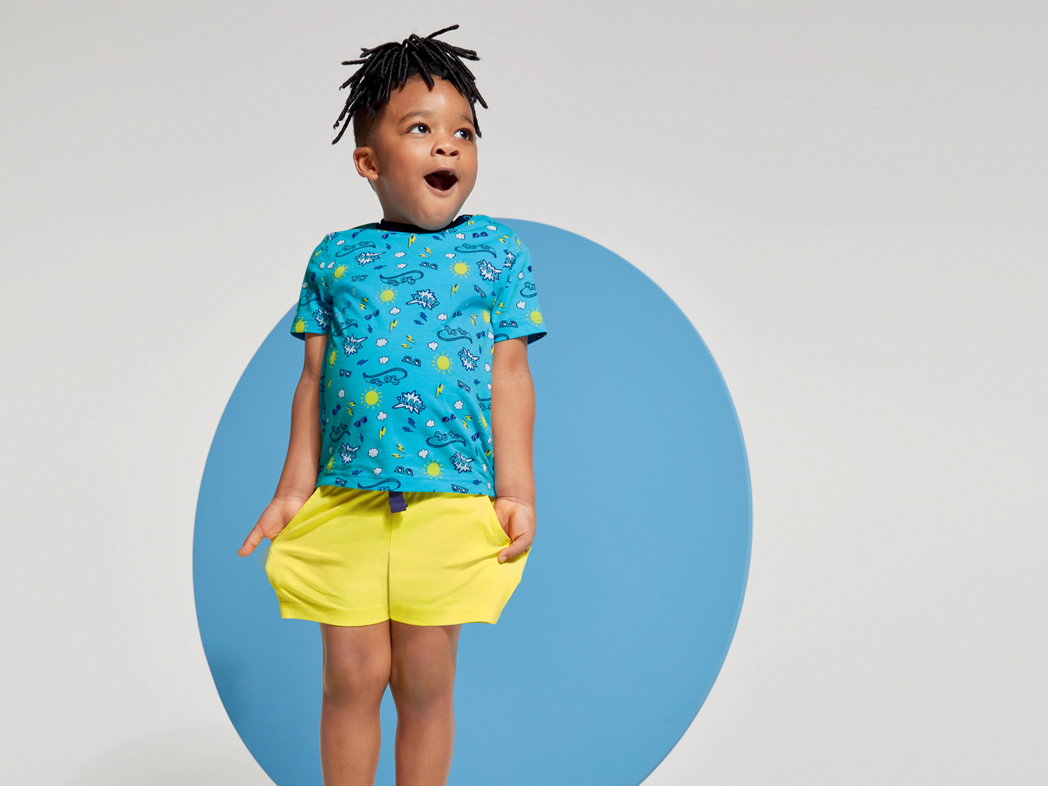 T-shirt da bambino Lupilu, prezzo 5.99 €
3 pezzi - Misure: 1-6 anni
Taglie ...