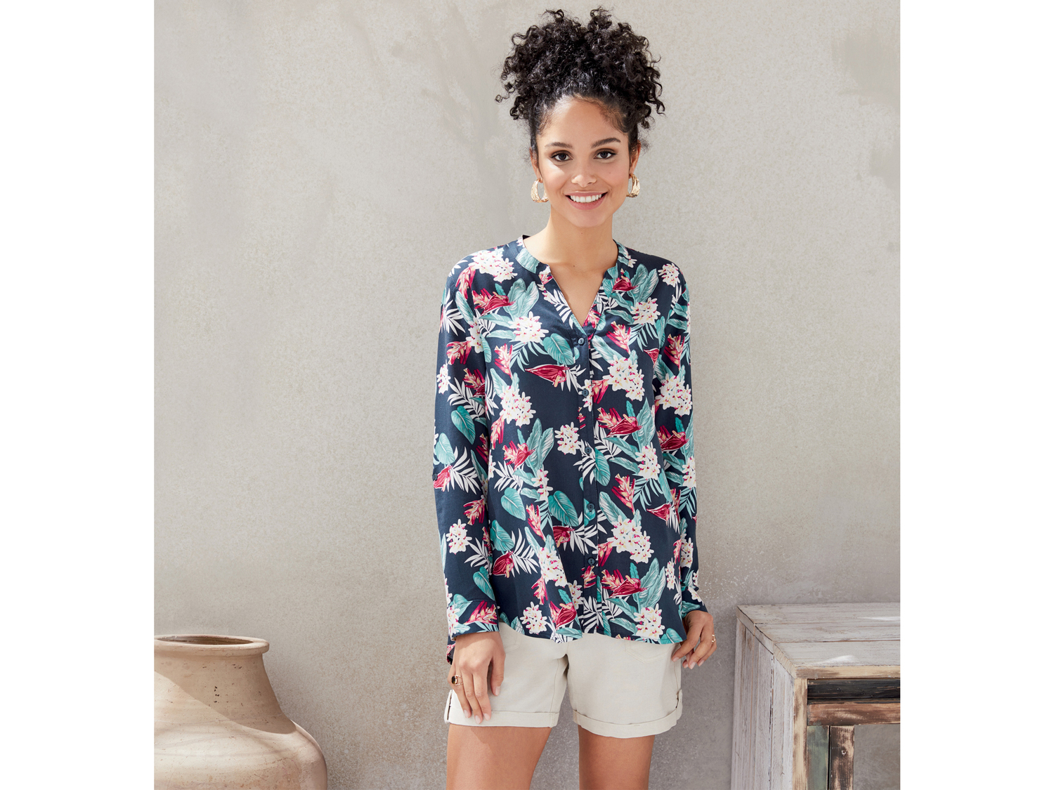 Camicetta da donna Esmara, prezzo 7.99 €
Misure: 38-48
Taglie disponibili
...