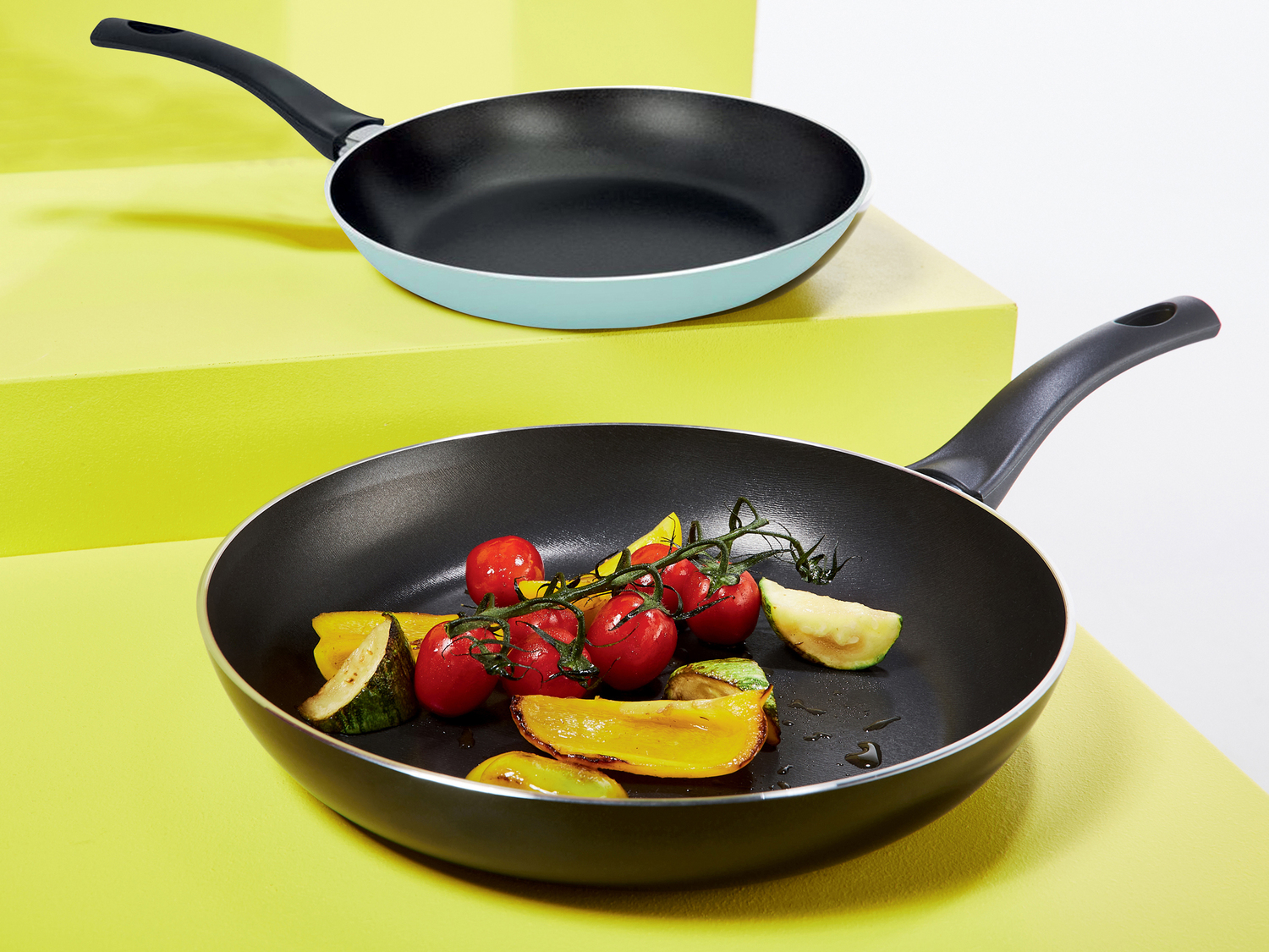 Padella in alluminio Ernesto, prezzo 9.99 €
Ø 28 cm
- Rivestimento ...