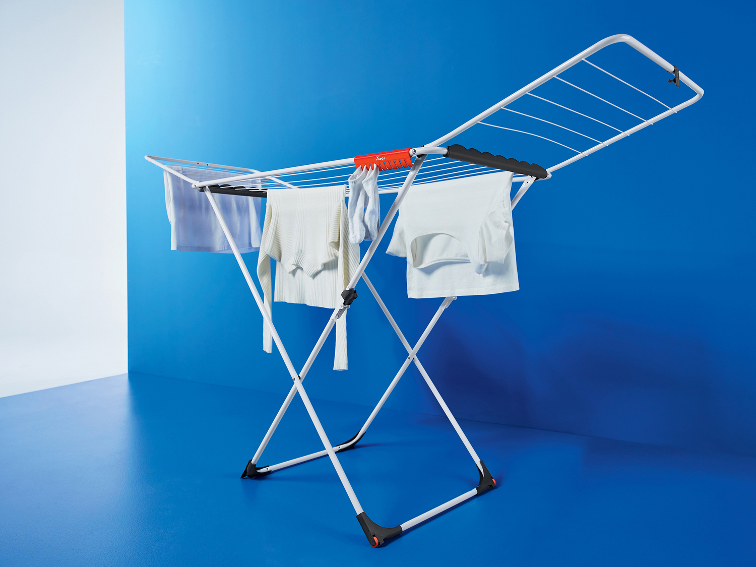 Stendibiancheria Vileda, prezzo 19.99 €
- Con rotelle
Caratteristiche
- ...