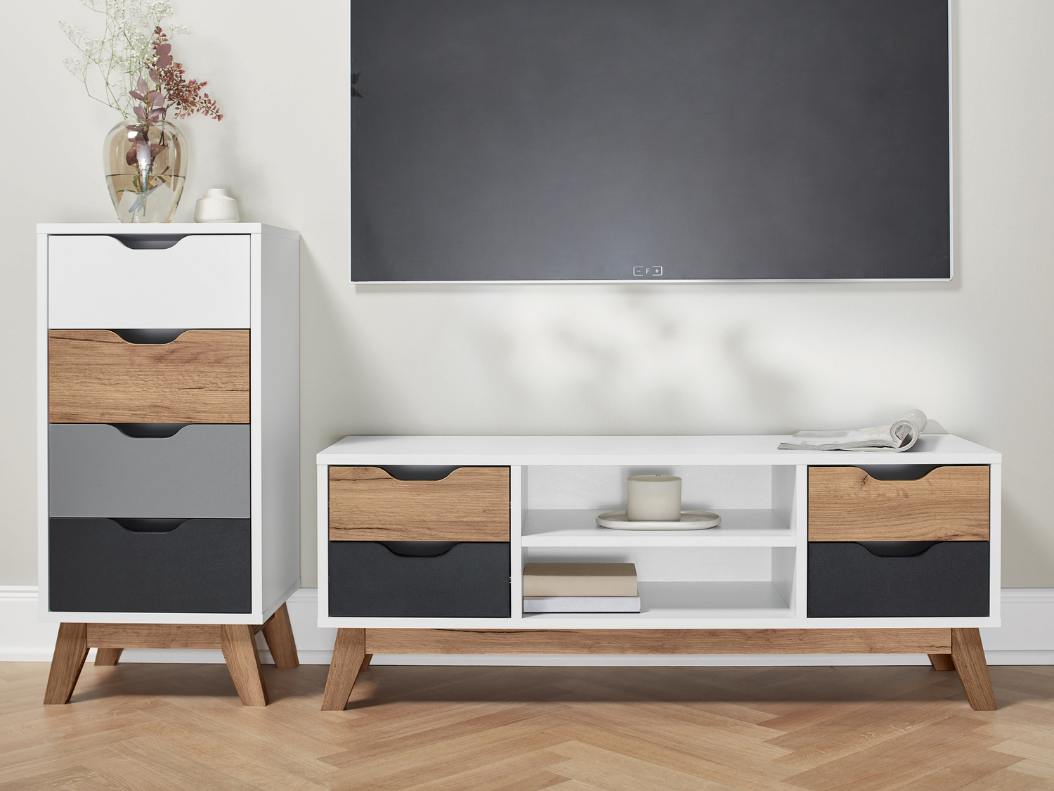 Mobiletto con 4 cassetti Livarno, prezzo 59.00 €
- Dimensioni: 40 x 35 ...