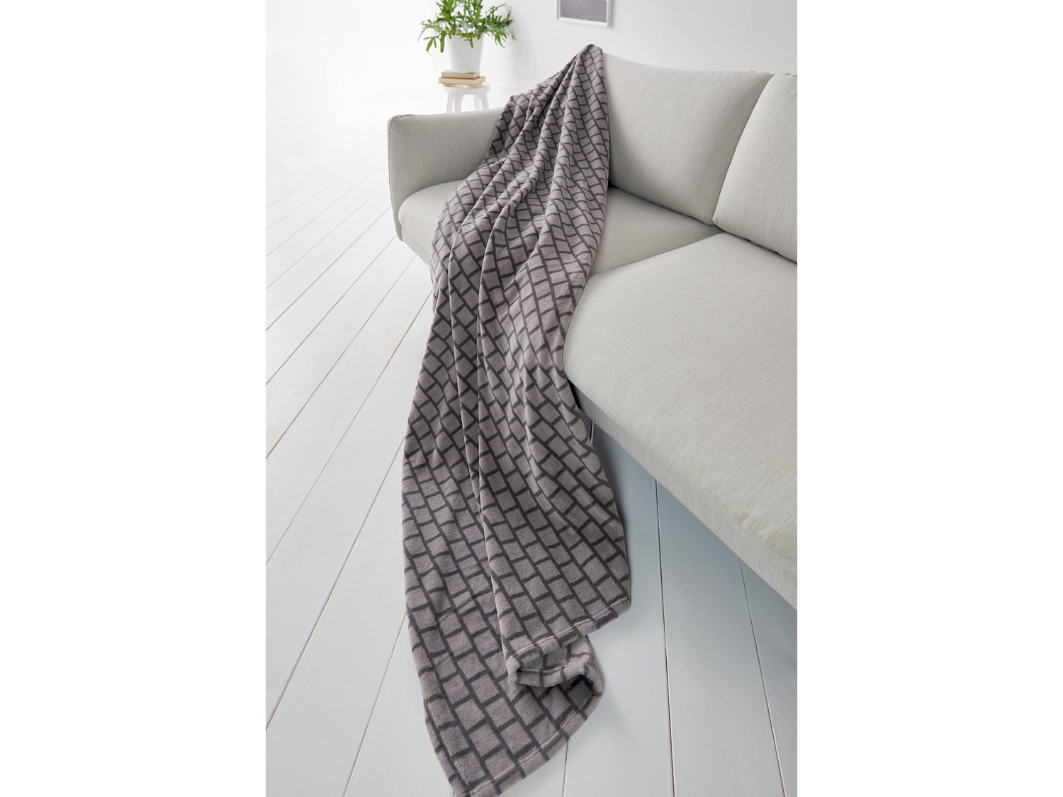 Plaid Livarno, prezzo 9.99 €
150 x 200 cm
Caratteristiche
- Oeko-Tex-green