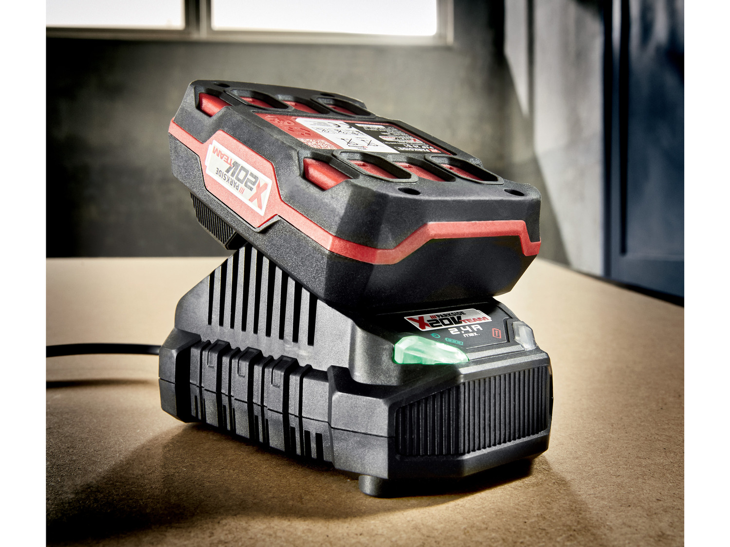 Batteria 2 Ah con caricabatterie Parkside, prezzo 19.99 €
Parkside X 20 V Team ...