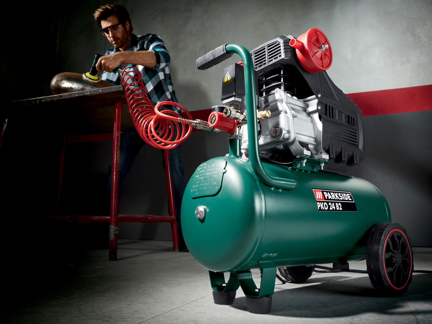 Compressore Parkside, prezzo 99.00 €
24 L
- Motore a bassa rumorosità e a ...