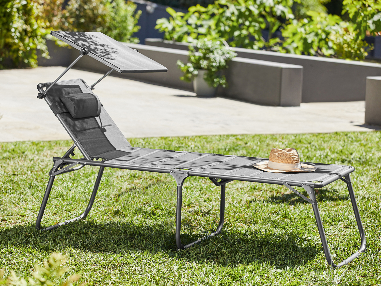 Lettino sdraio XXL da giardino Livarno, prezzo 99.00 &#8364; 
- Telaio in alluminio
- ...