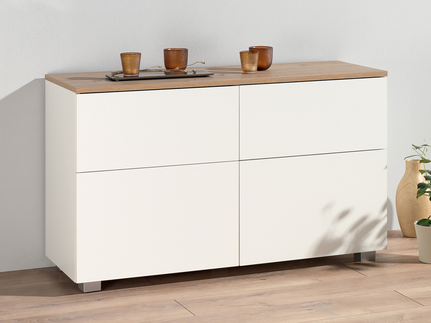 Mobiletto con 2 ante e 2 cassetti Livarno, prezzo 99.00 €
- Senza maniglie
- ...