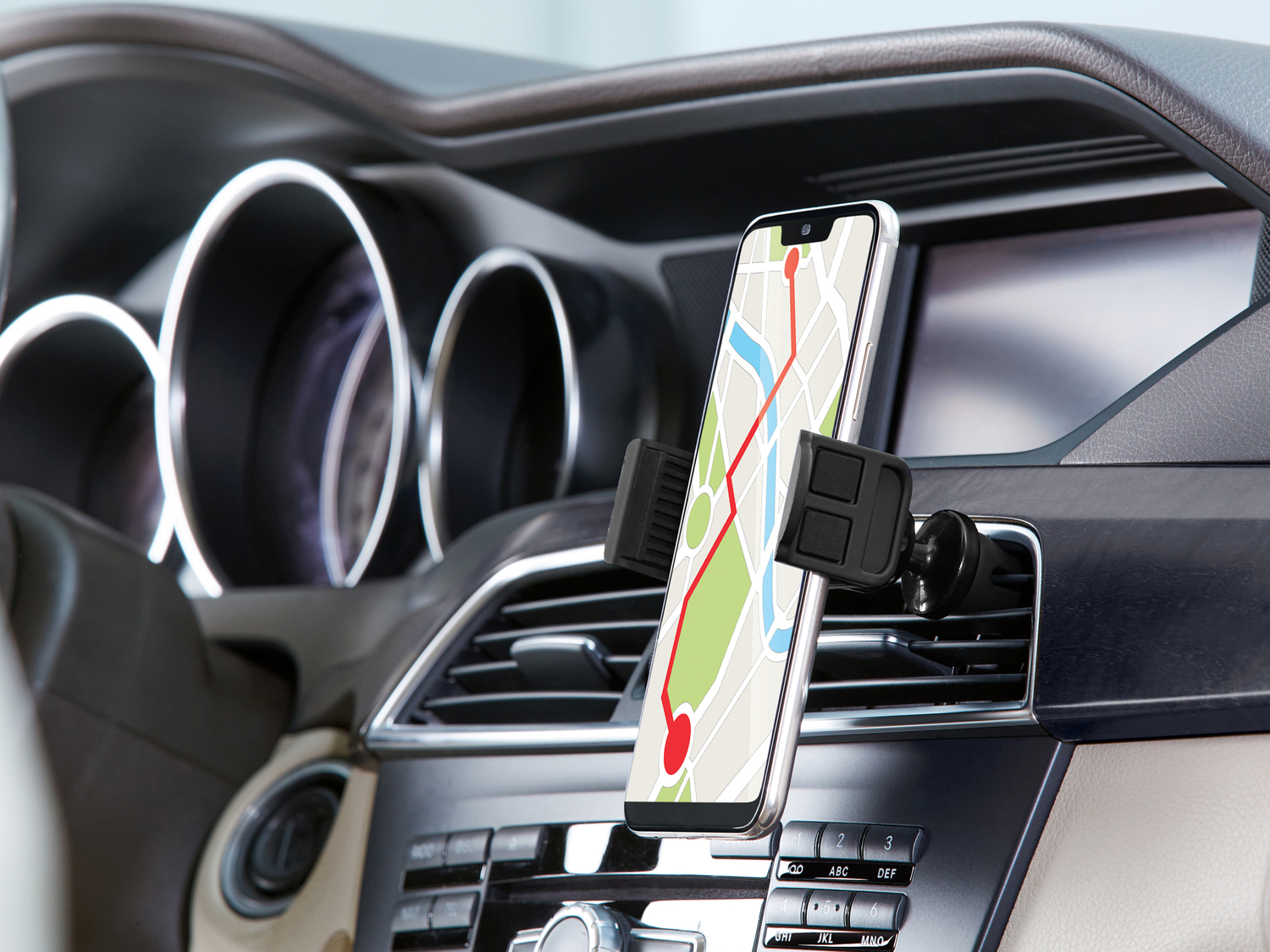 Portacellulare per auto Ultimate Speed, prezzo 4.99 €
- Supporto a pinza ...