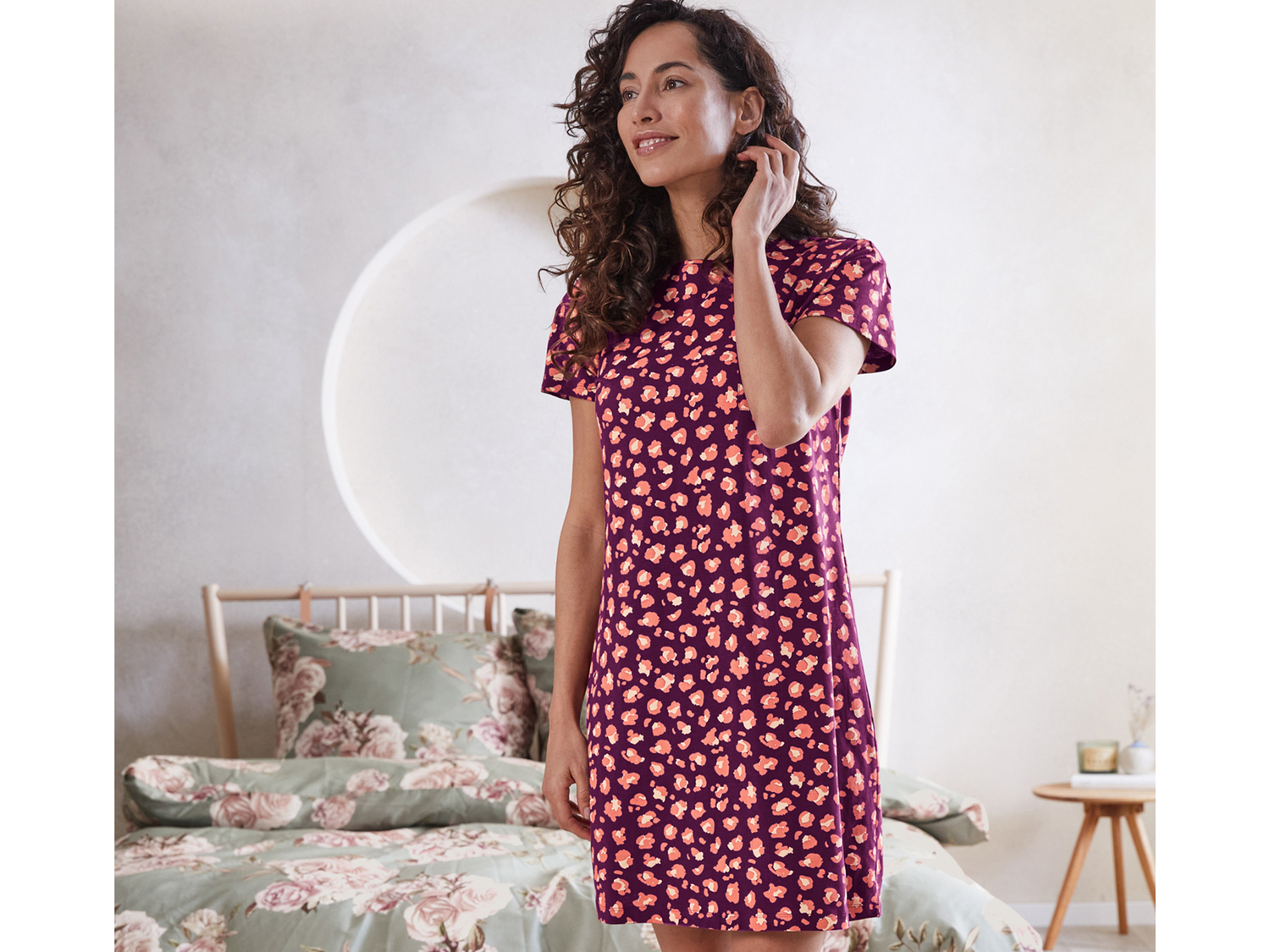 Maxi t-shirt da notte per donna Esmara, prezzo 6.99 €
Misure: S-L
Taglie disponibili
Caratteristiche
- ...