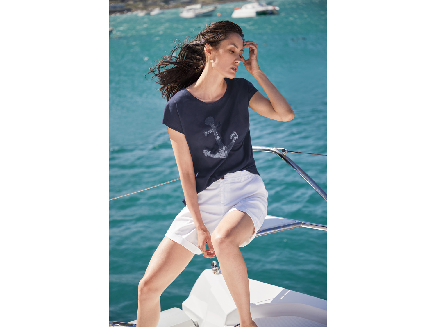T-shirt da donna Esmara, prezzo 4.99 €
Misure: S-L
- Puro cotone
Caratteristiche
- ...
