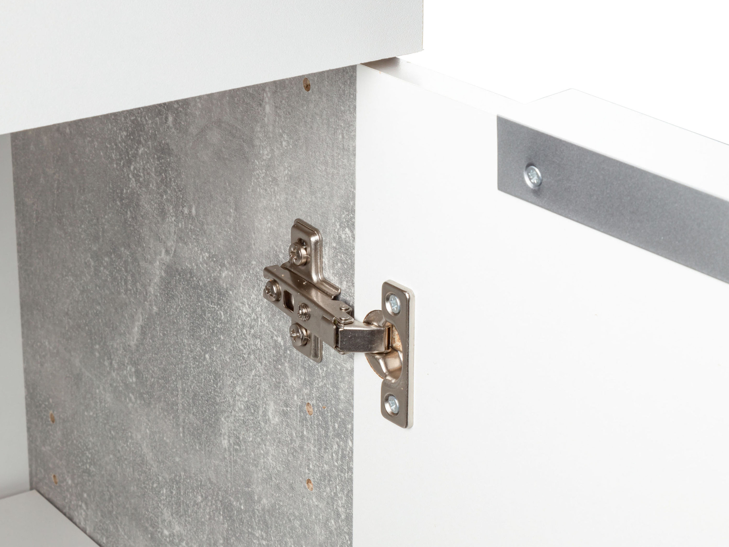 Mobiletto con 2 cassetti e 2 ante Livarno, prezzo 49.00 €
Bianco e grigio ...