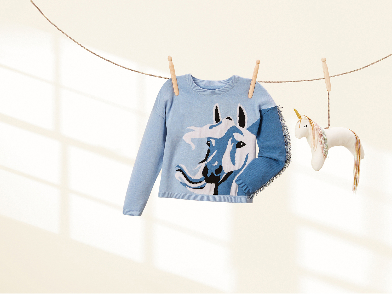 Pullover da bambina Lupilu-new, prezzo 11.99 € 
Misure: 2-8 anni 
- Puro cotone ...