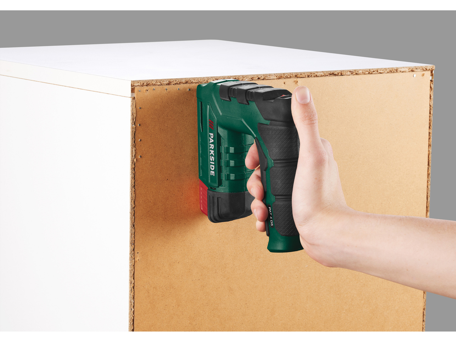 Pistola sparapunti ricaricabile Parkside, prezzo 19.99 €
- Per graffe da 4–12 ...