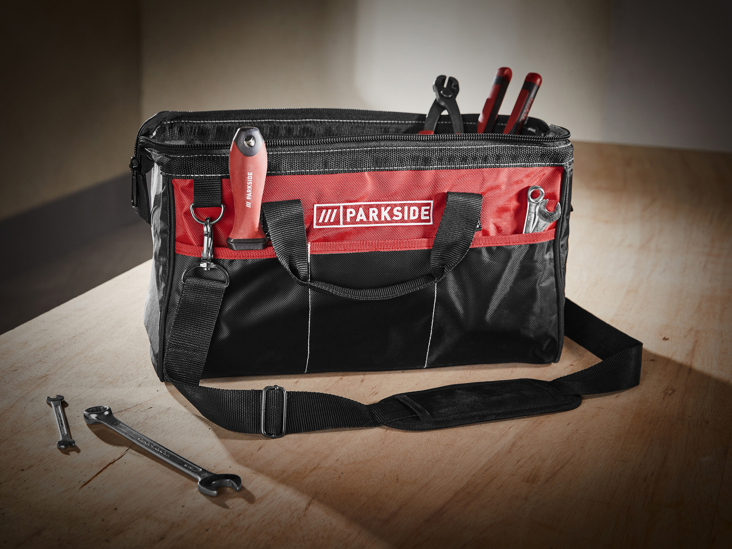 Borsa per attrezzi Parkside, prezzo 14.99 €
- Con tracolla imbottita ...