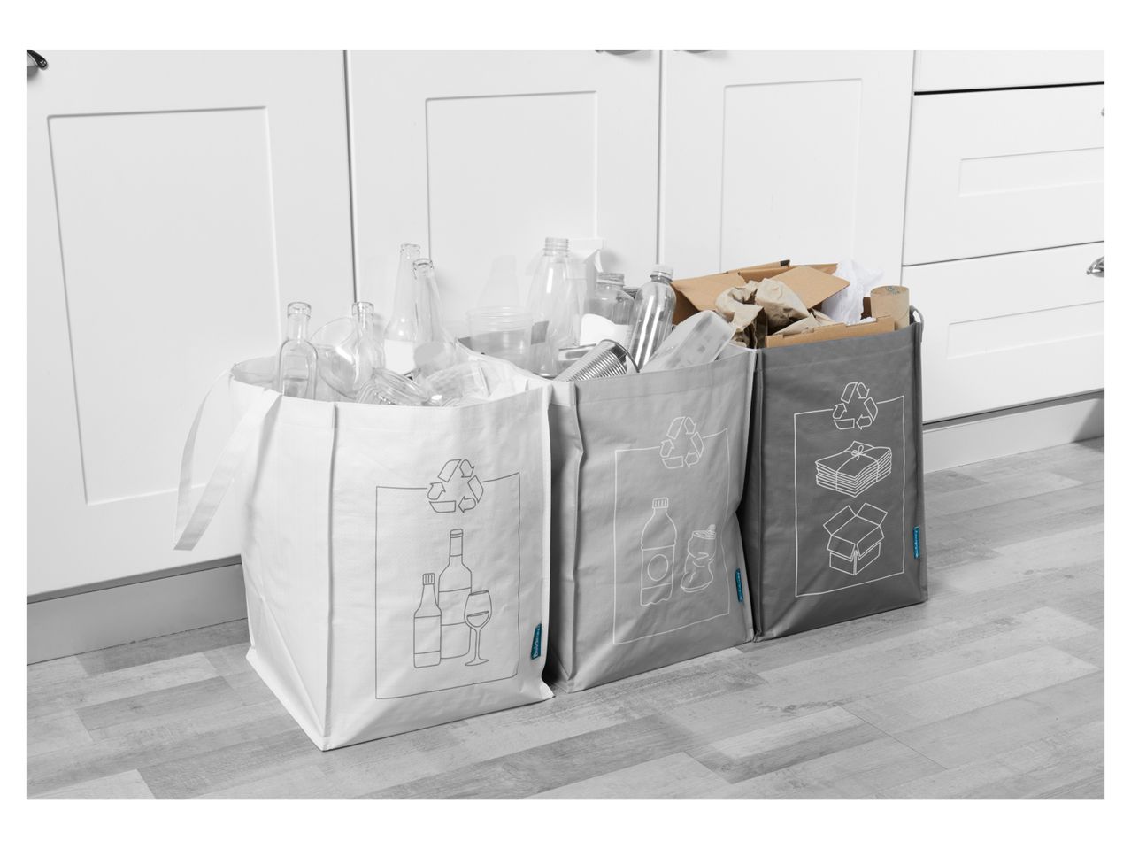 Borsa per raccolta differenziata , prezzo 3.99 EUR
Borsa per raccolta differenziata ...