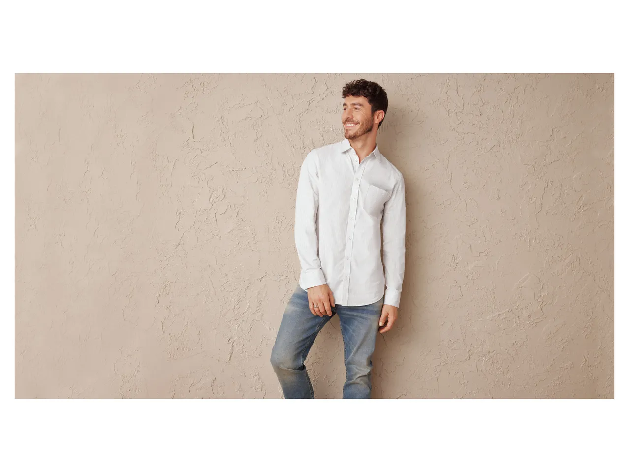 Camicia da uomo , prezzo 9.99 EUR  
Camicia da uomo  Misure: S-XL  
-  Puro cotone
