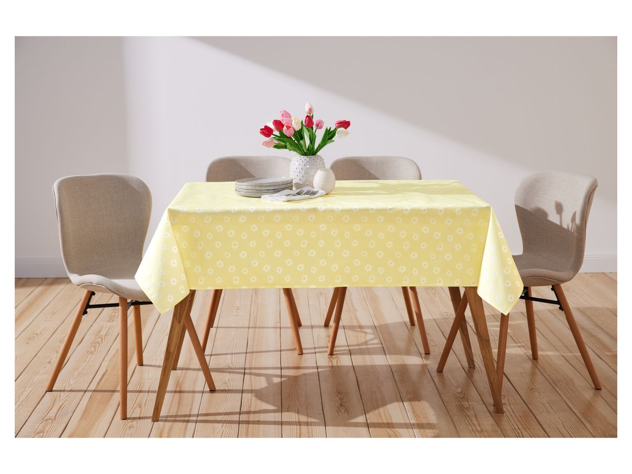Tovaglia , prezzo 3.99 EUR
Tovaglia 130x160 cm o Ø 160 cm
- Senza PVC e adatta ...