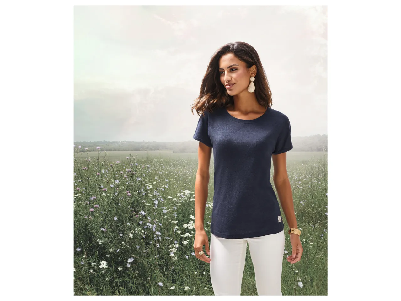 T-Shirt in canapa da donna , prezzo 6.99 EUR 
T-Shirt in canapa da donna Misure: ...