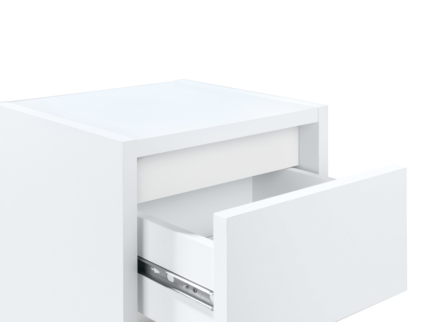 Mobiletto da bagno Livarno Living, prezzo 29.99 €
- Piano d’appoggio ...