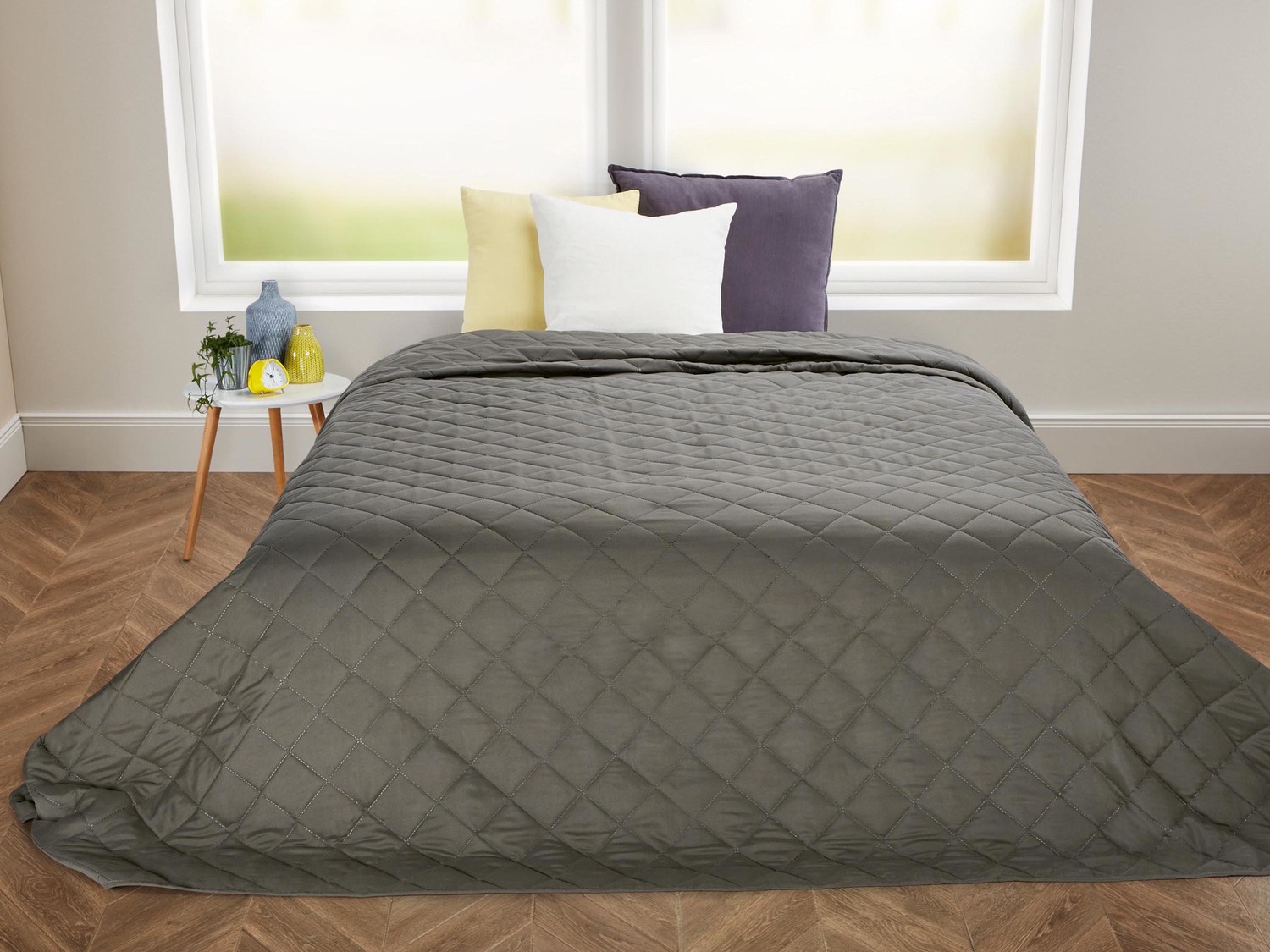 Copriletto matrimoniale Meradiso, prezzo 19.99 €
- 260 x 270 cm
- Oeko ...
