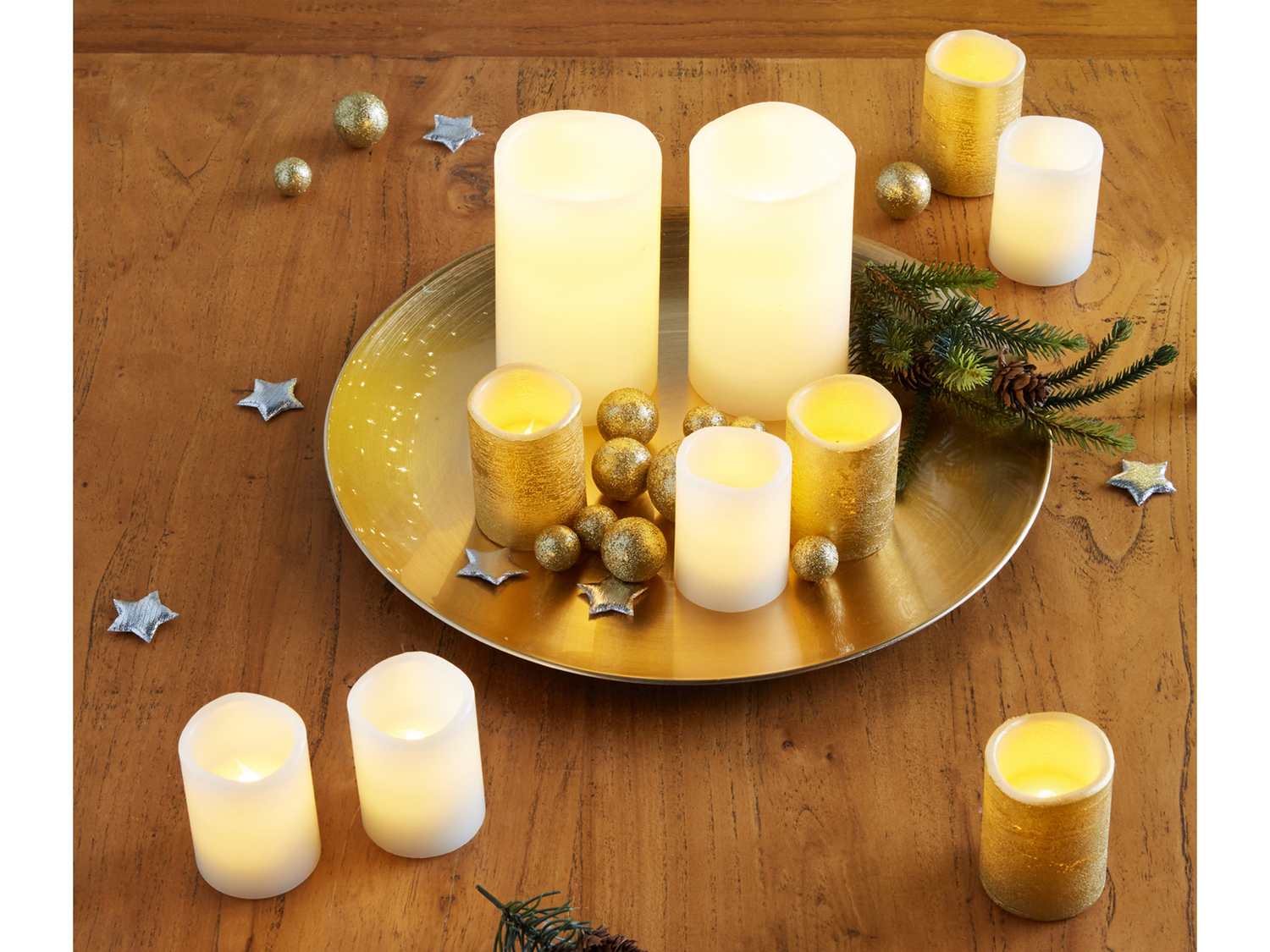 Candela LED Melinera, le prix 6.99 €
2 o 4 pezzi
- Con effetto fiamma ...