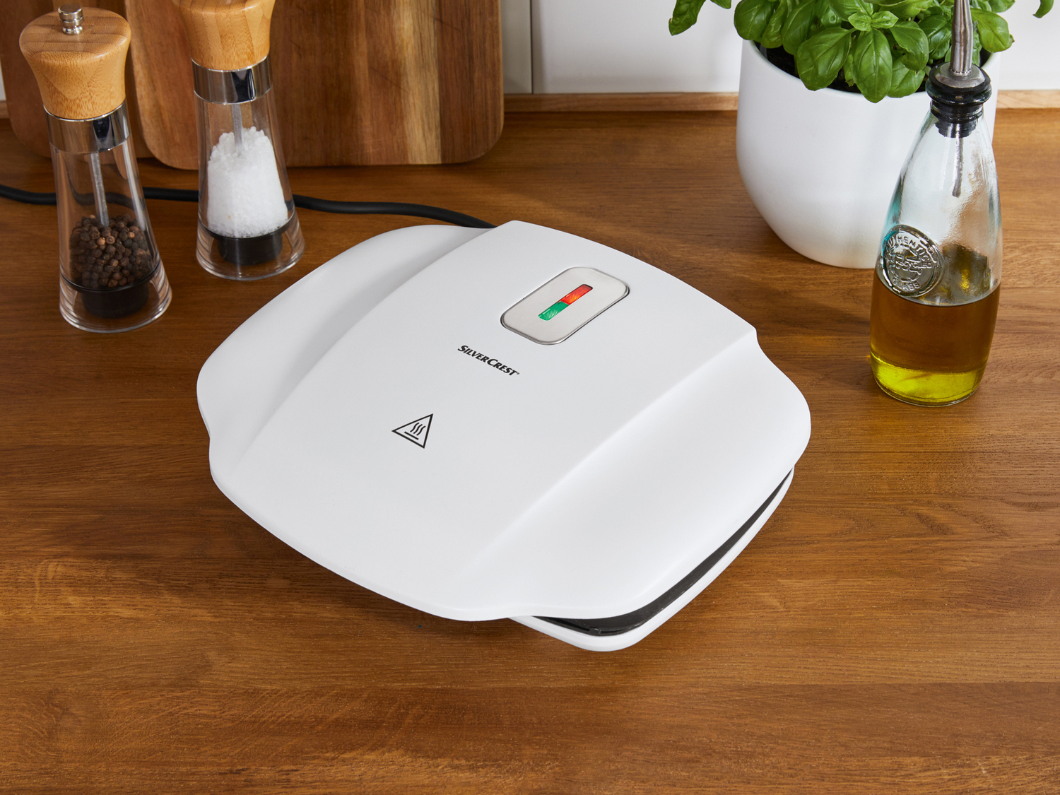Piastra elettrica Silvercrest Kitchen Tools, prezzo 19.99 €
- Vaschetta ...