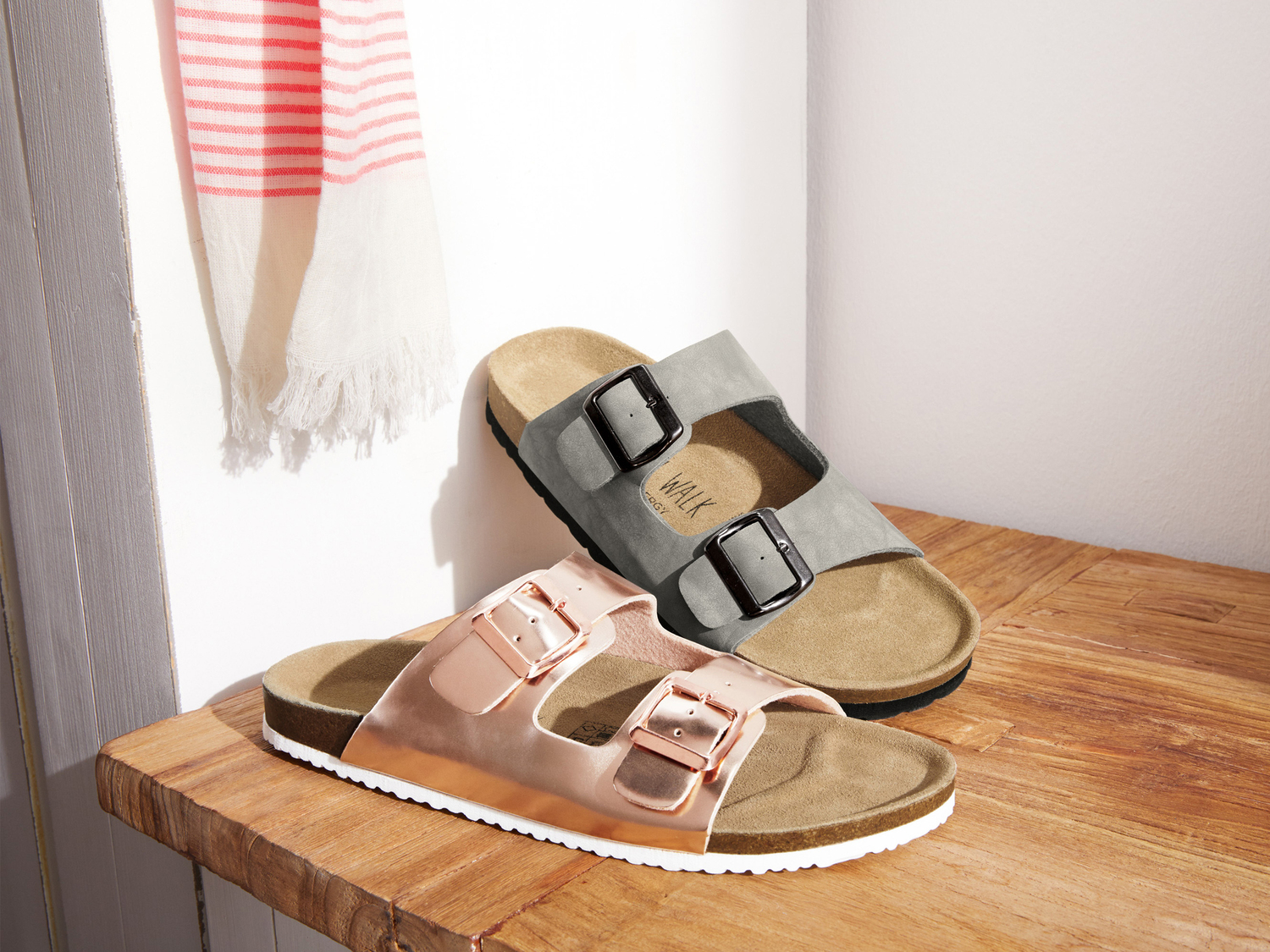 Ciabatte da donna Esmara, prezzo 6.99 €
Misure: 36-41
- Vestibilità perfetta ...