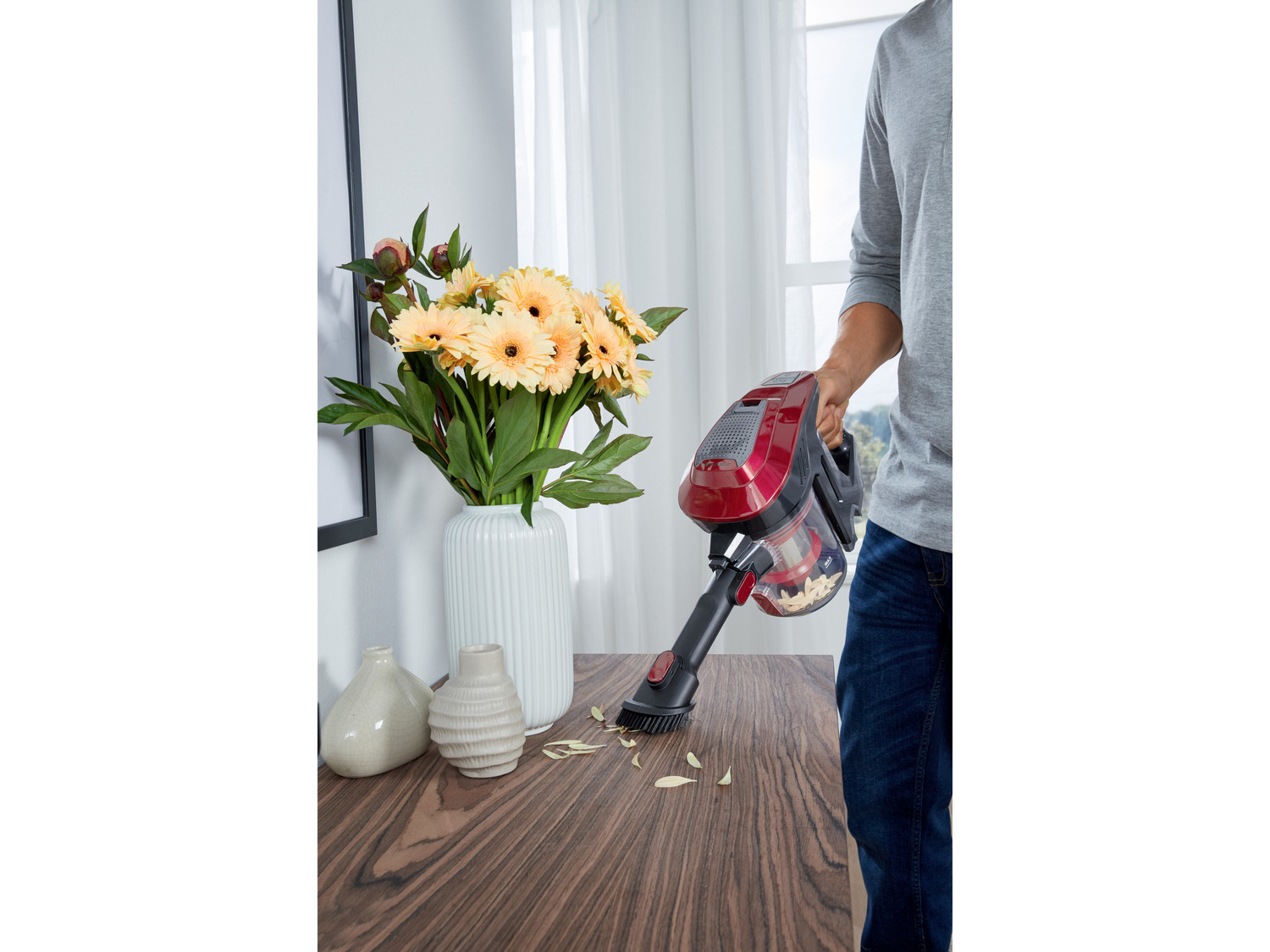 Aspirapolvere ricaricabile 2 in 1 Silvercrest, prezzo 69.00 €
- Tecnologia Cyclone ...