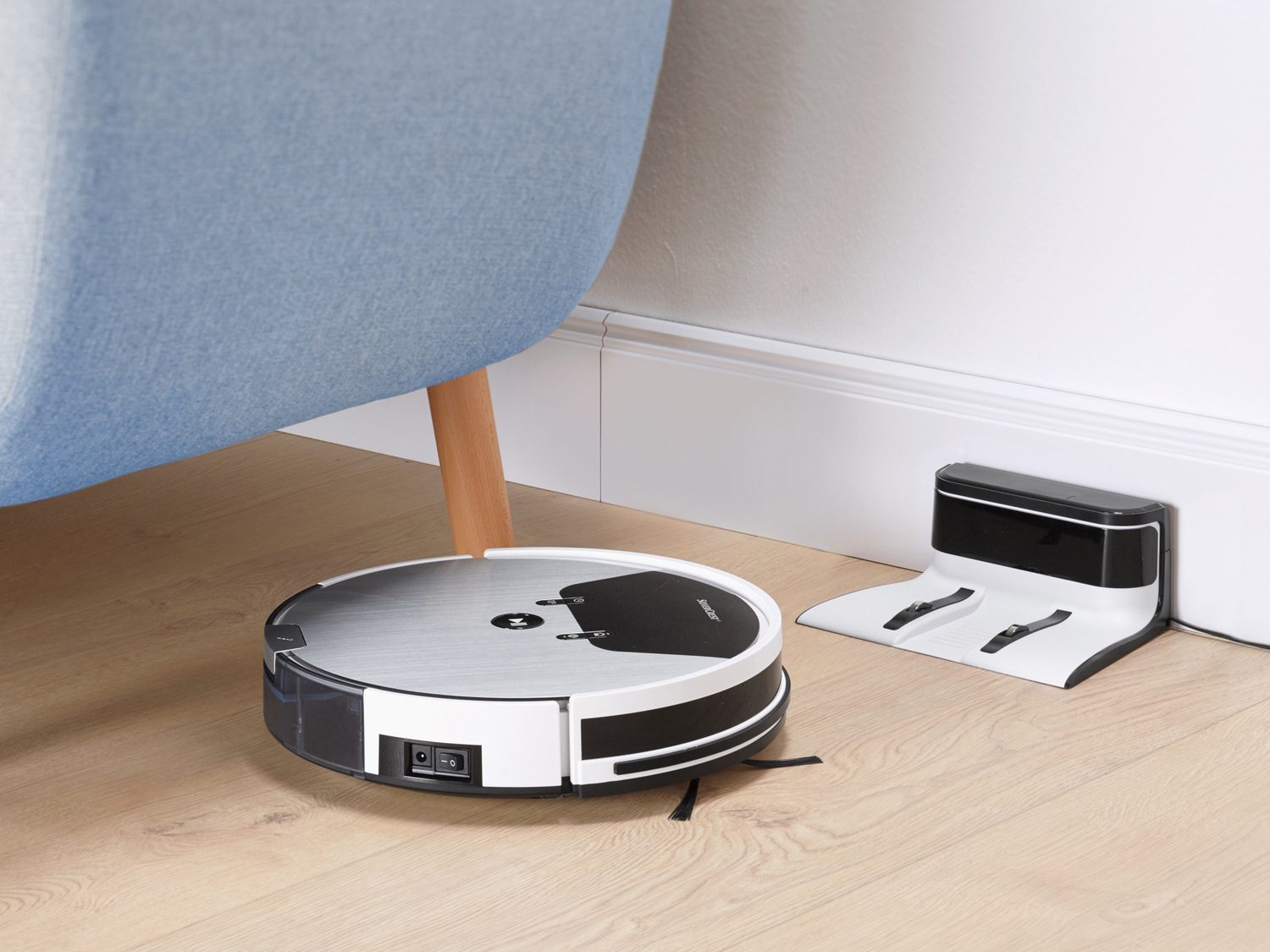 Robot aspirapolvere Silvercrest, prezzo 179.00 €
- 5 modalità ...