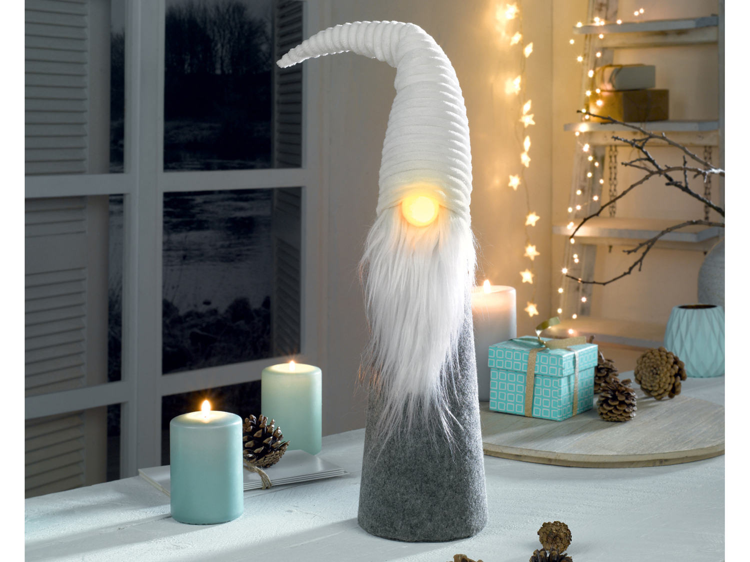 Folletto natalizio con LED Melinera, prezzo 8.99 €
- Batterie incluse
- ...