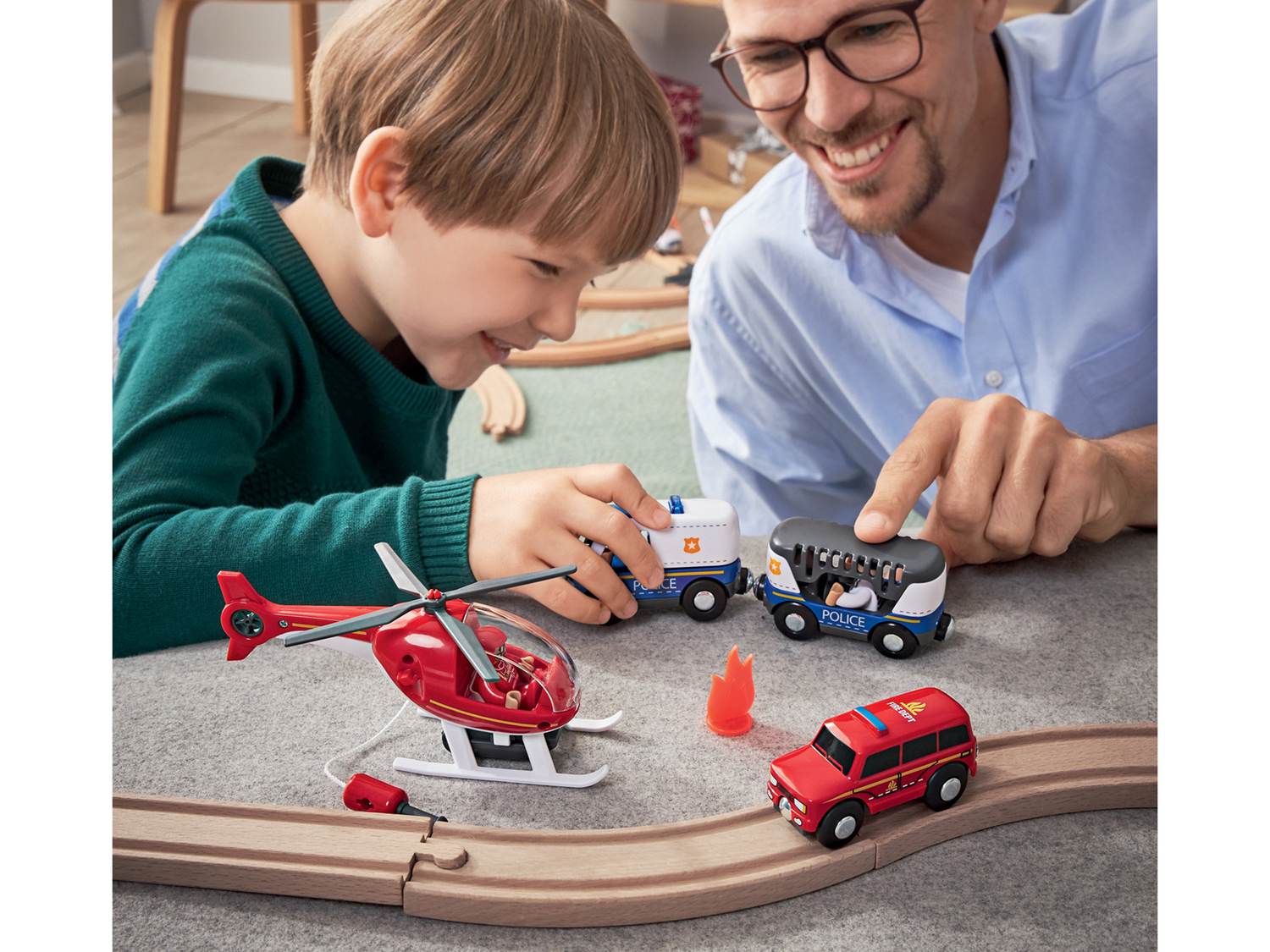 Set veicoli di emergenza per gioco pista in legno Playtive, prezzo 7.99 € ...