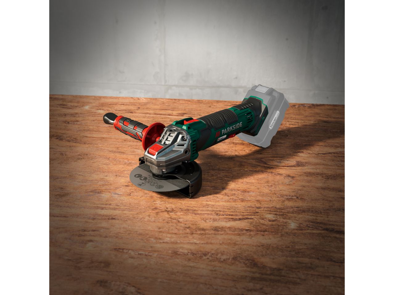 Smerigliatrice angolare ricaricabile , prezzo 49 EUR 
Smerigliatrice angolare ricaricabile ...