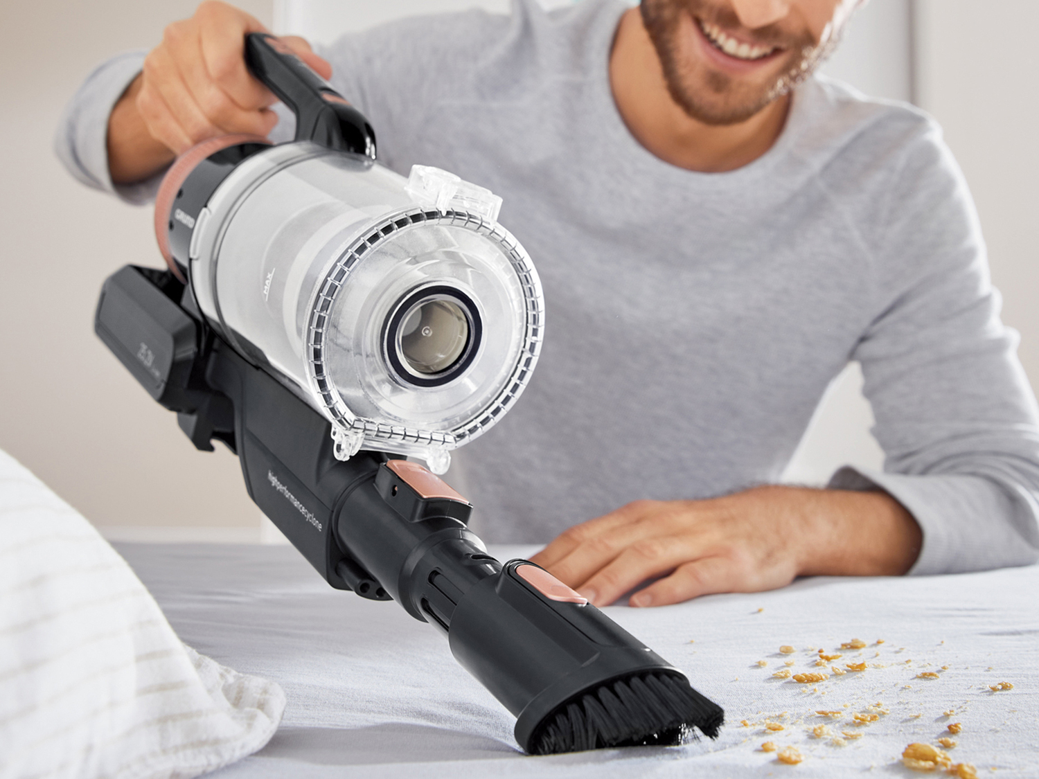 Aspirapolvere ricaricabile 2 in 1 Grundig, prezzo 99.00 €
- Utilizzabile ...