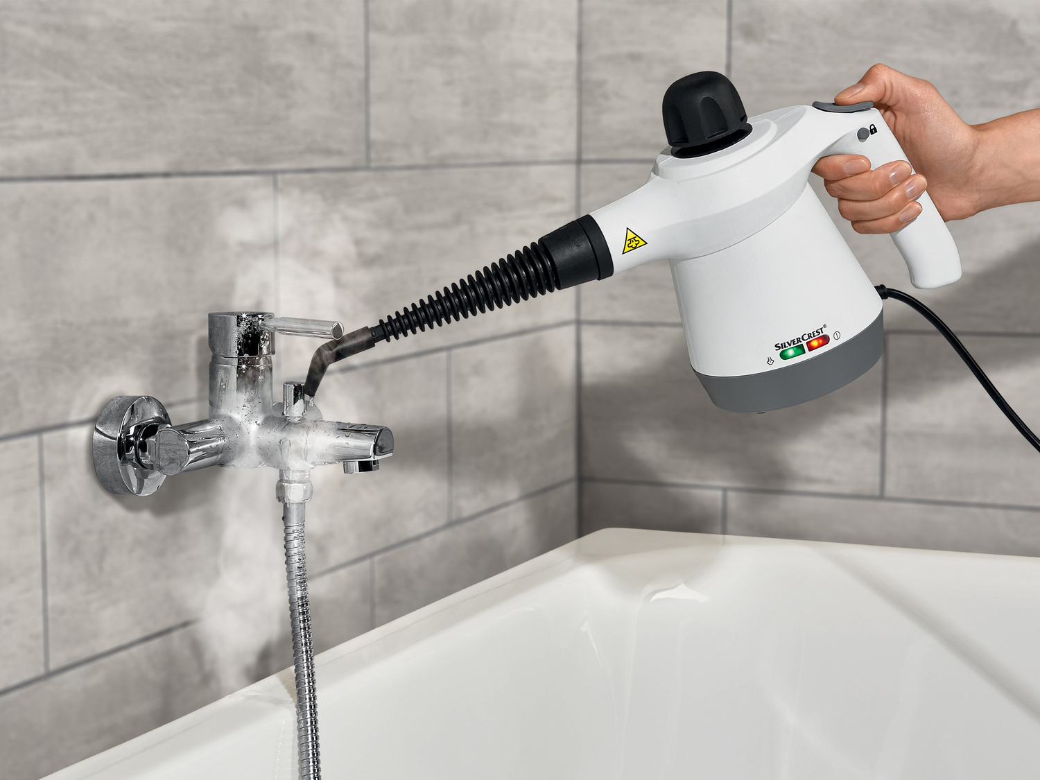 Lavasuperfici a vapore Silvercrest, prezzo 17.99 €
- Ugello orientabile
- Con ...