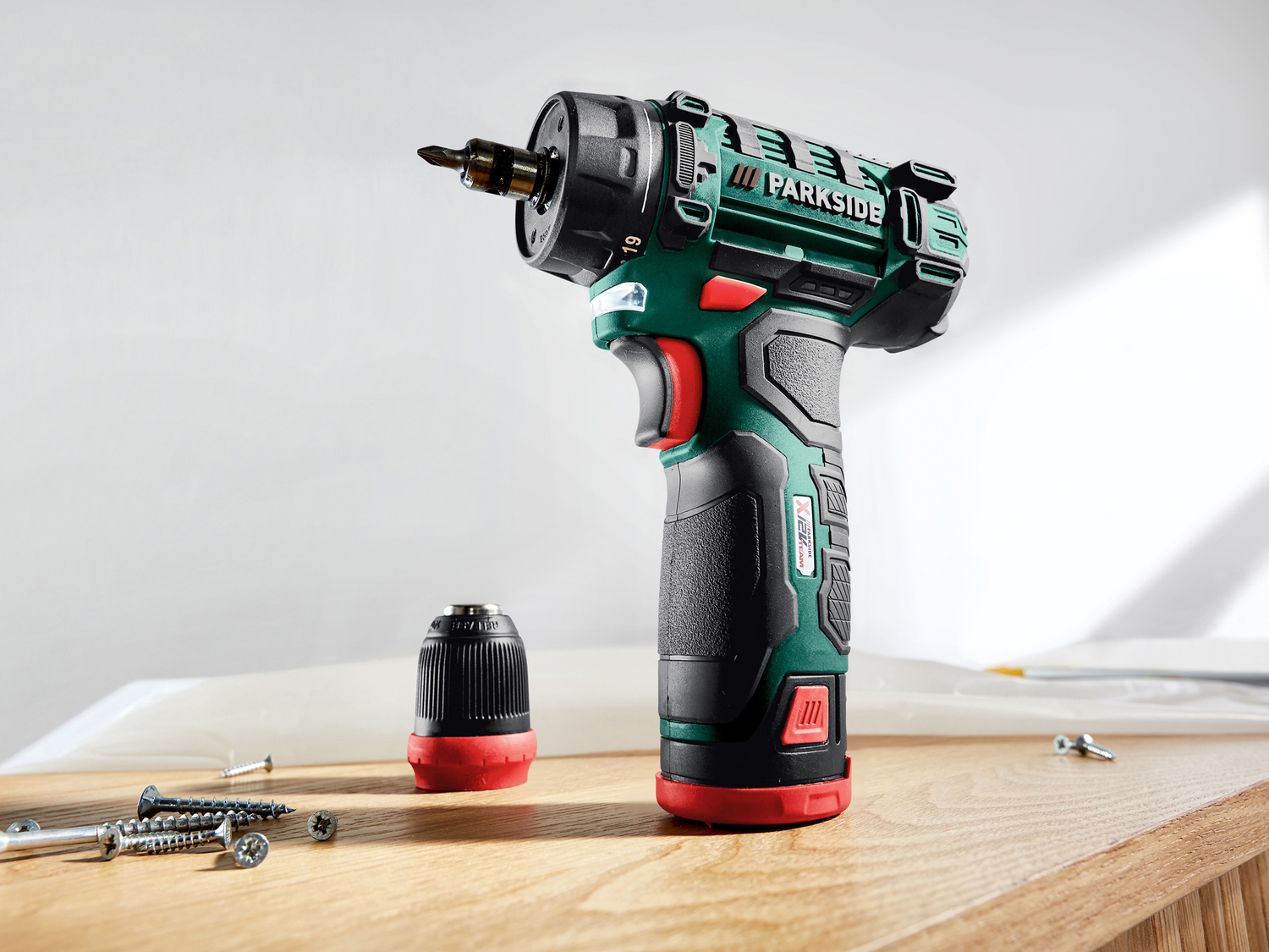 Trapano avvitatore ricaricabile Parkside, X12VTeam, prezzo 29.99 €
- Portabit ...