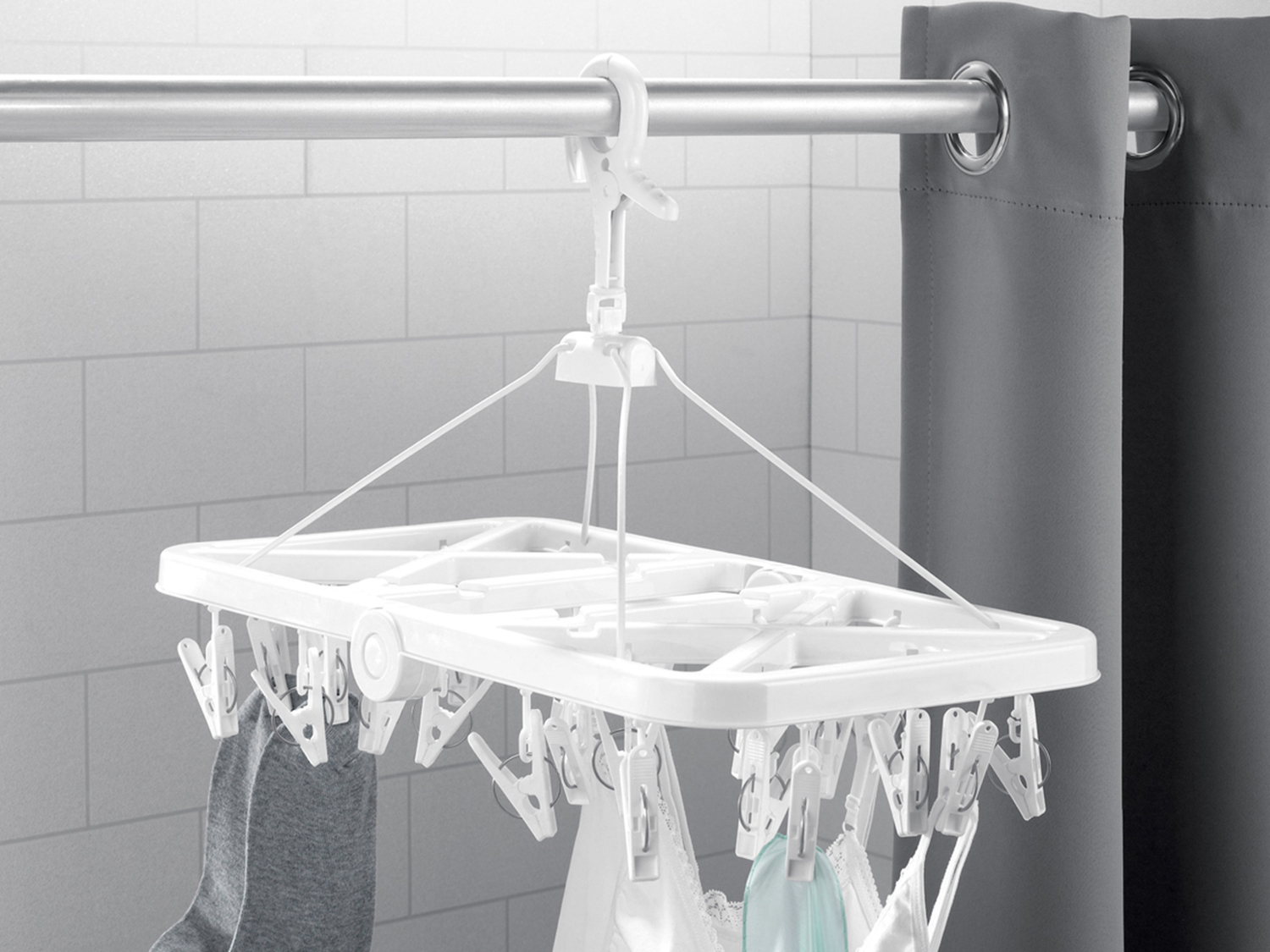 Appendiabiti multiplo o mini stendibiancheria con mollette Livarno Living, prezzo ...