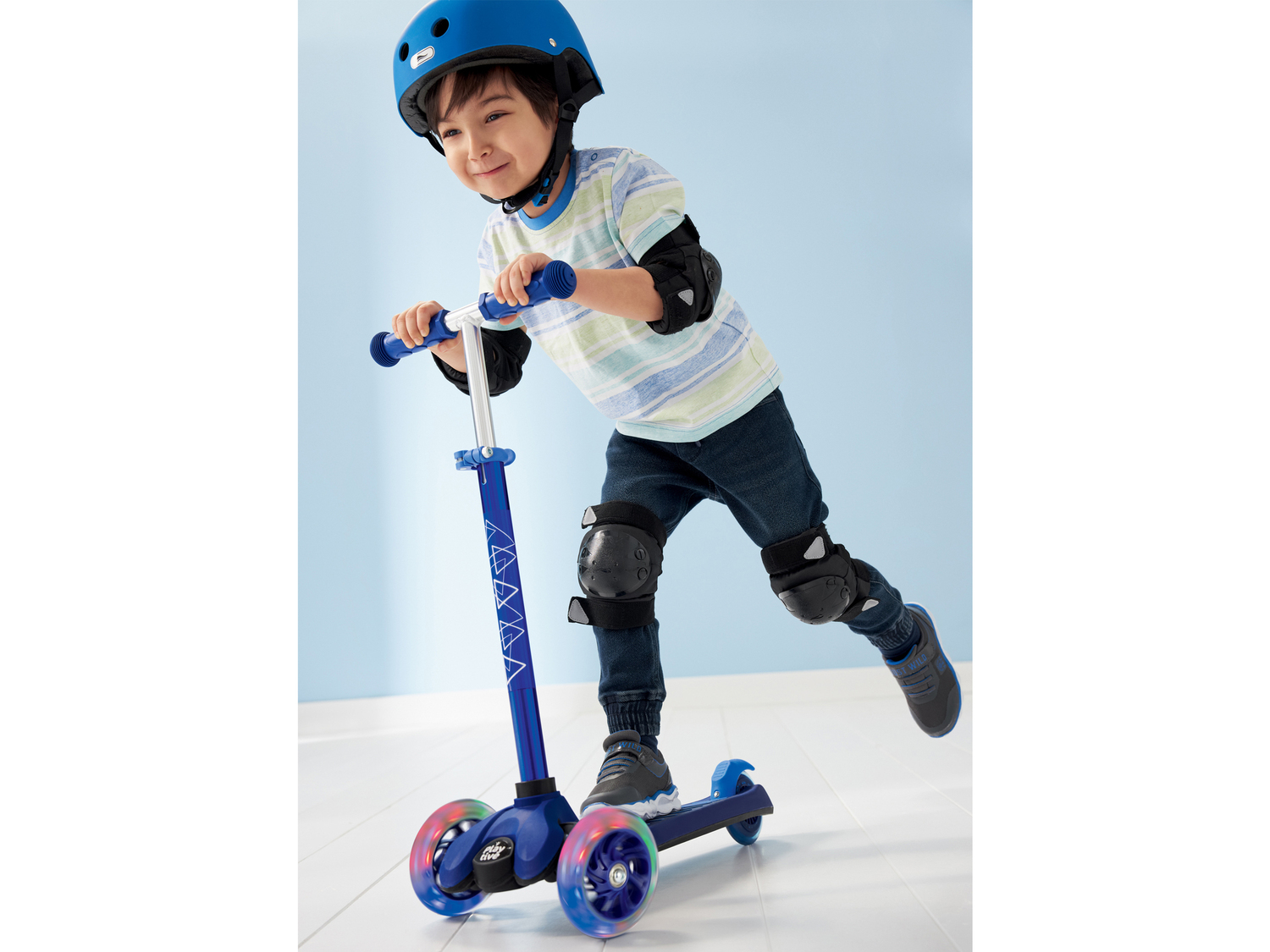 Monopattino a tre ruote LED per bambini Playtive, prezzo 19.99 €
- Età ...
