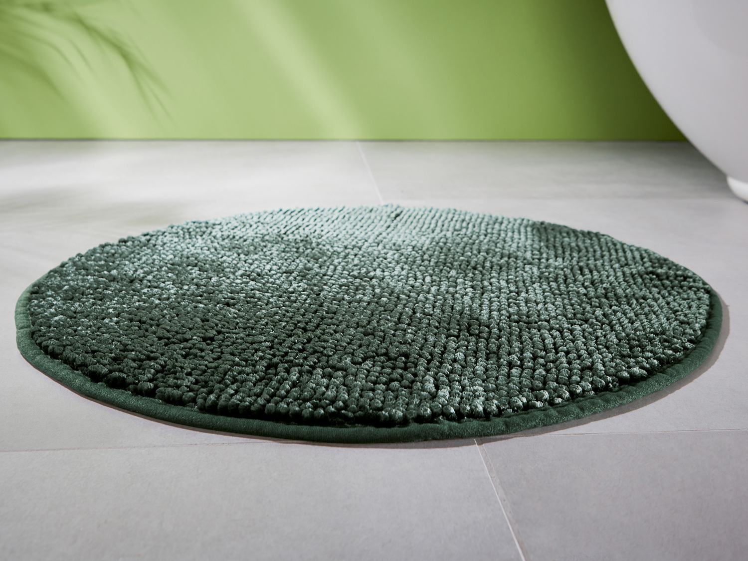 Tappeto per bagno Miomare, prezzo 4.99 €
50 x 80 cm o Ø 70 cm
- Processo ...