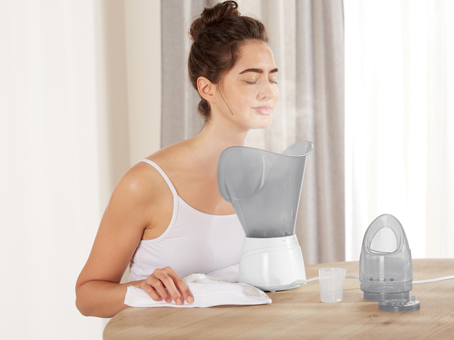 Sauna per il viso Silvercrest Personal Care, prezzo 12.99 €
- 2 livelli ...