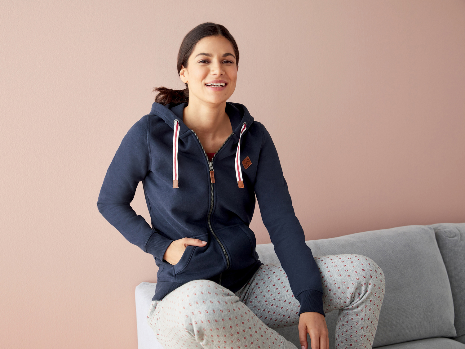 Felpa da donna Esmara, prezzo 12.99 €
Misure: S-L
Taglie disponibili
Caratteristiche
- ...